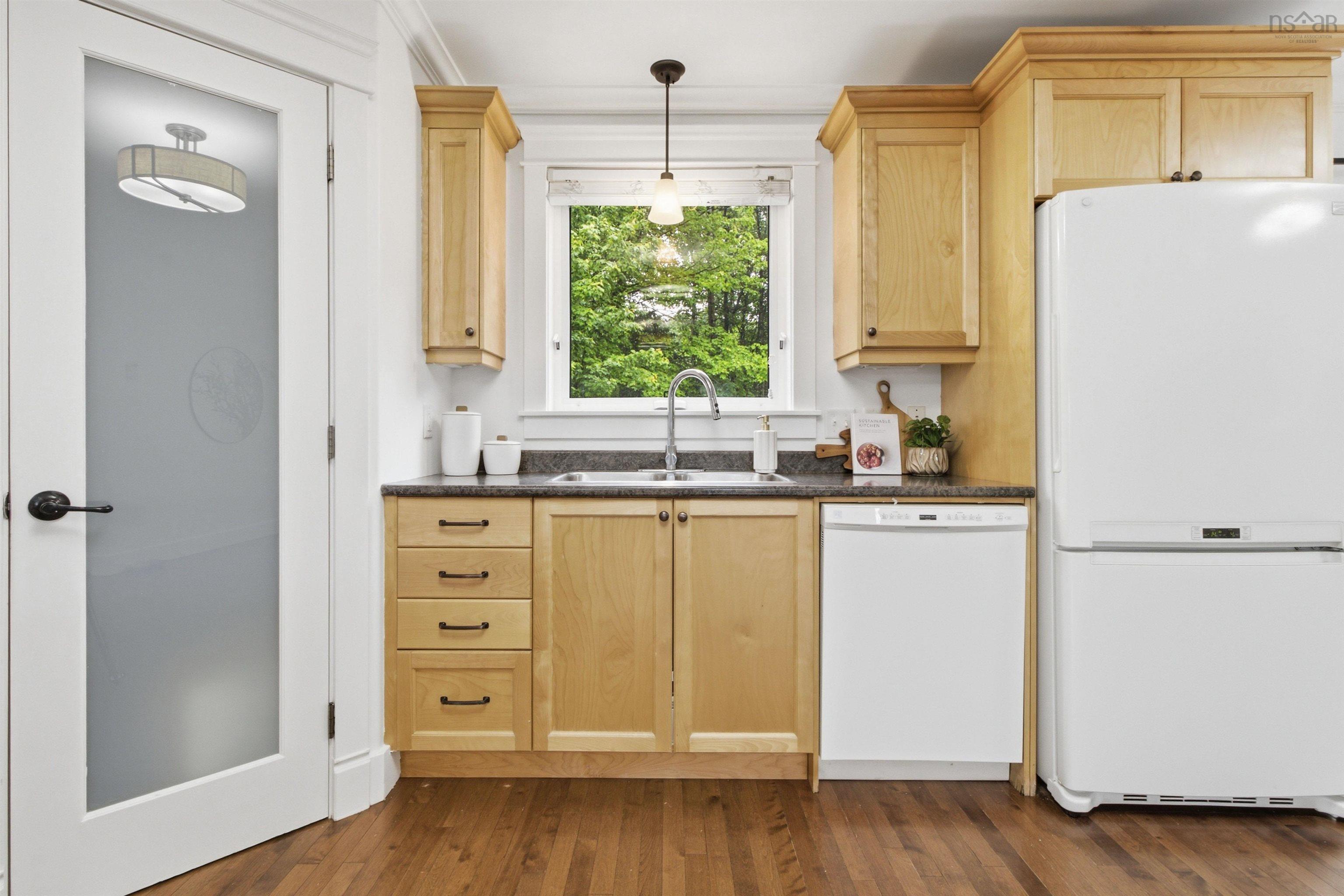 $679,900.00: 100 Viridian Drive, Dartmouth
