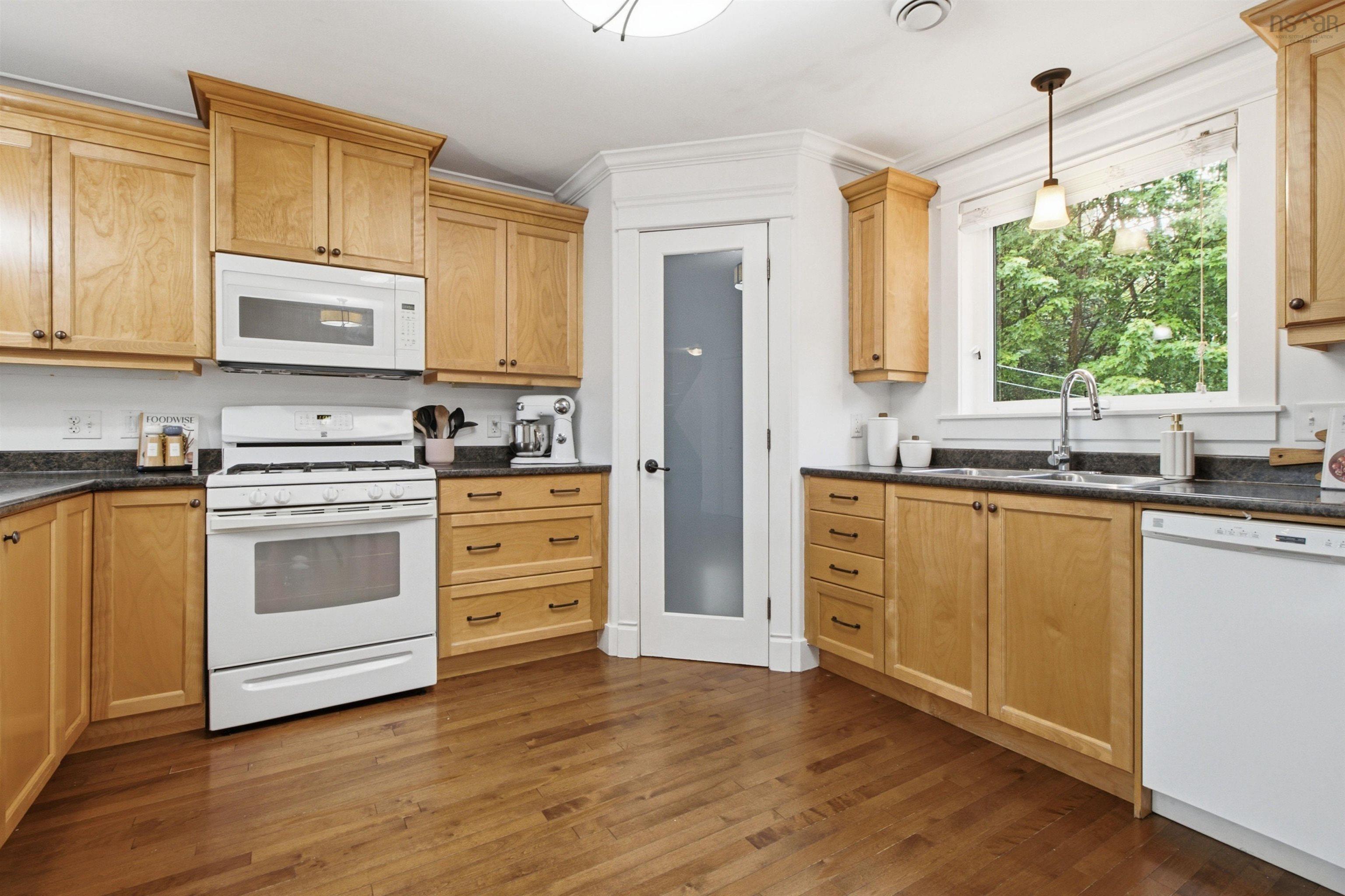 $679,900.00: 100 Viridian Drive, Dartmouth