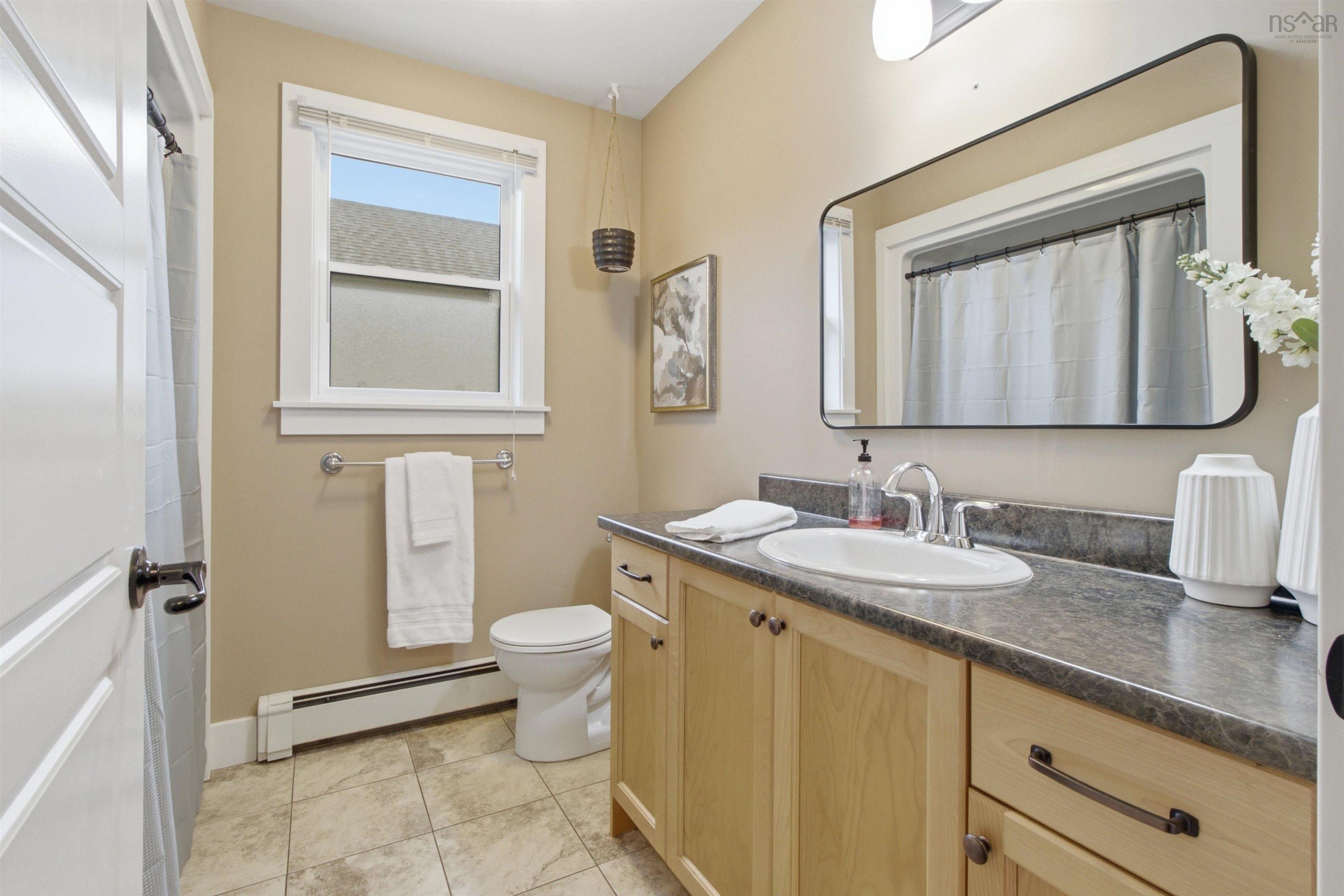 $679,900.00: 100 Viridian Drive, Dartmouth