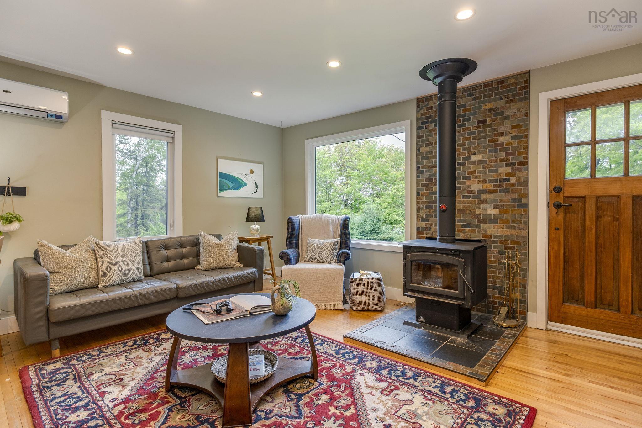 $620,000.00: 6 Battery Drive, Halifax