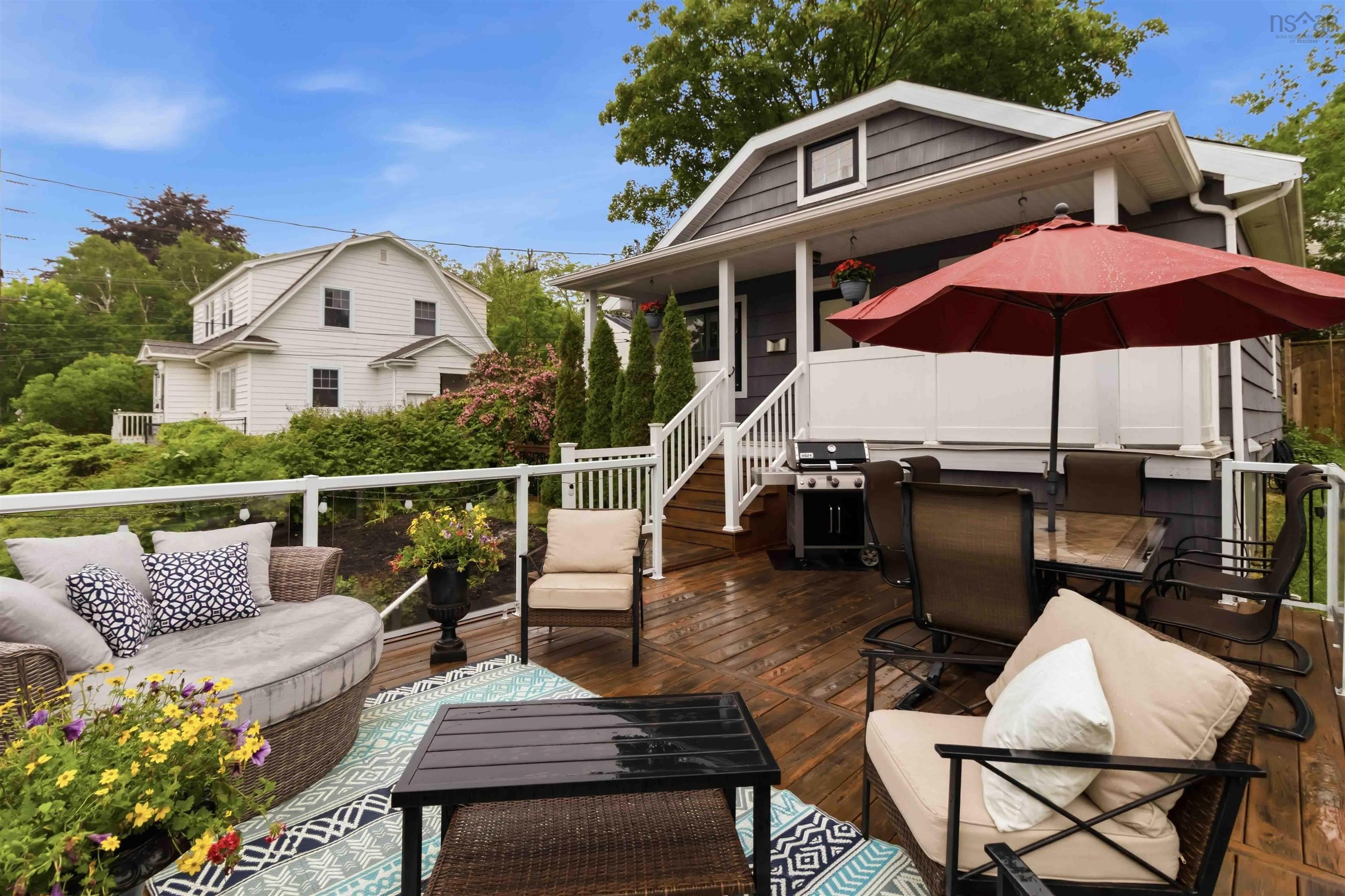 $649,900.00: 5 Dahlia Street, Dartmouth