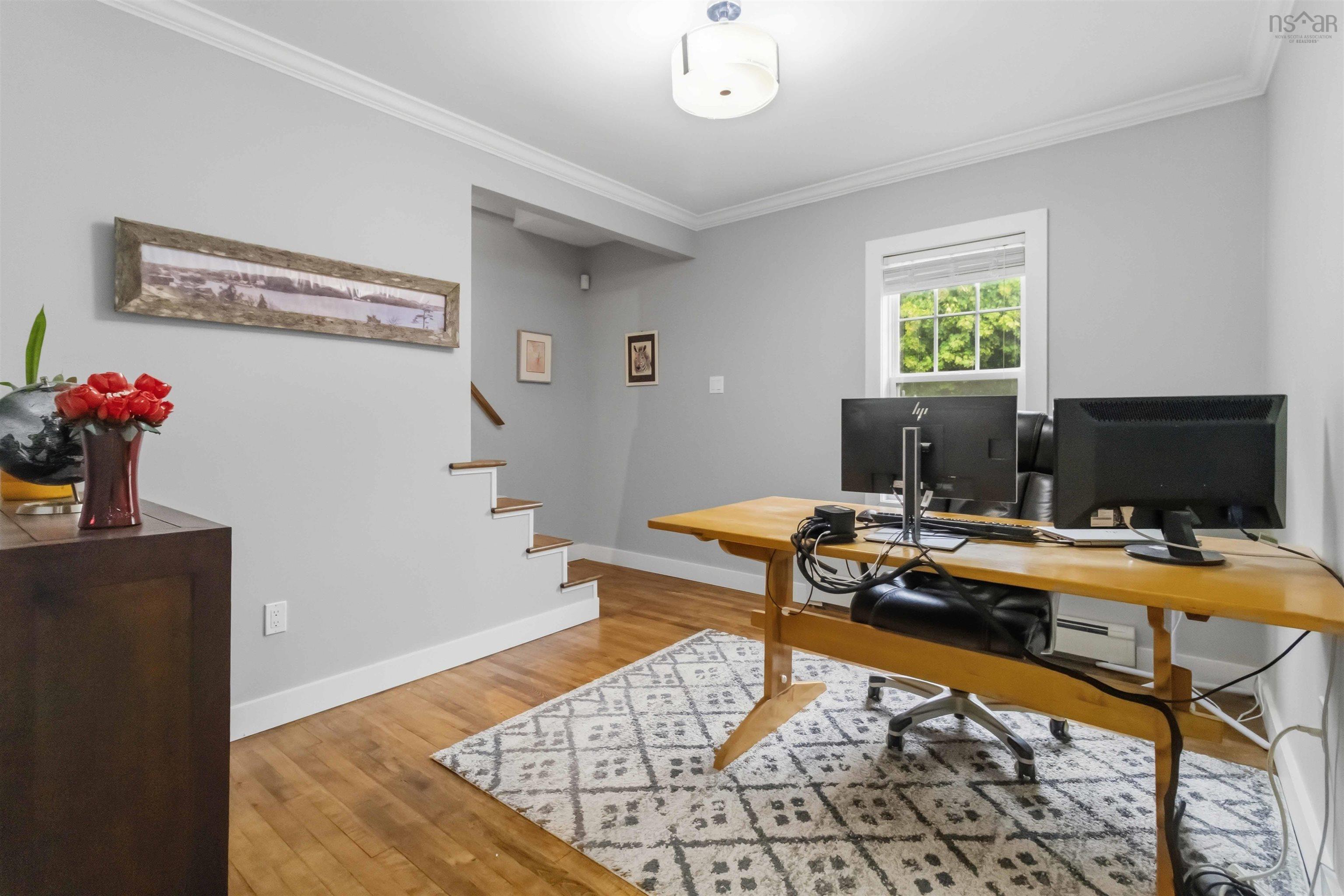 $649,900.00: 5 Dahlia Street, Dartmouth