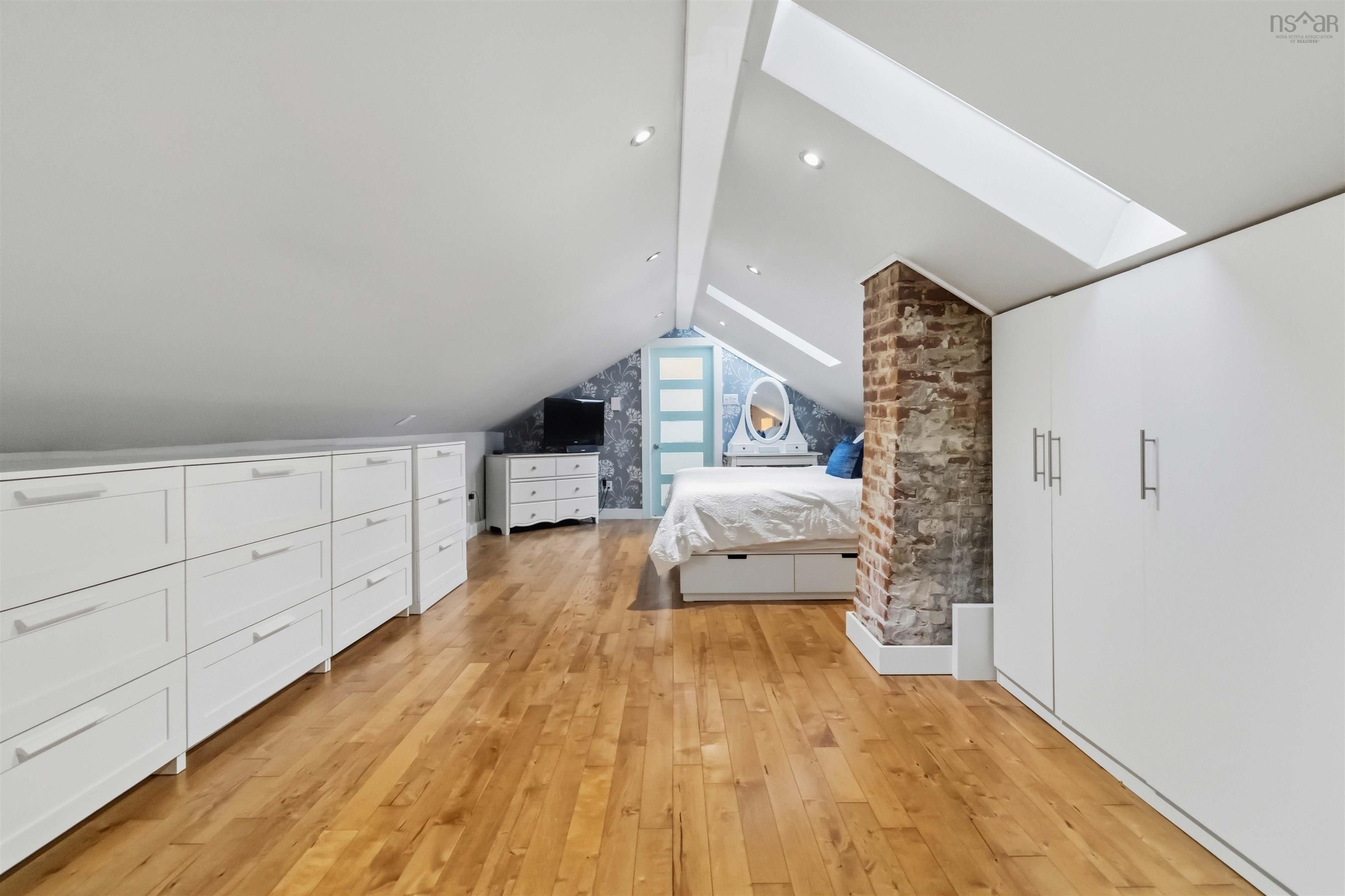 $649,900.00: 5 Dahlia Street, Dartmouth