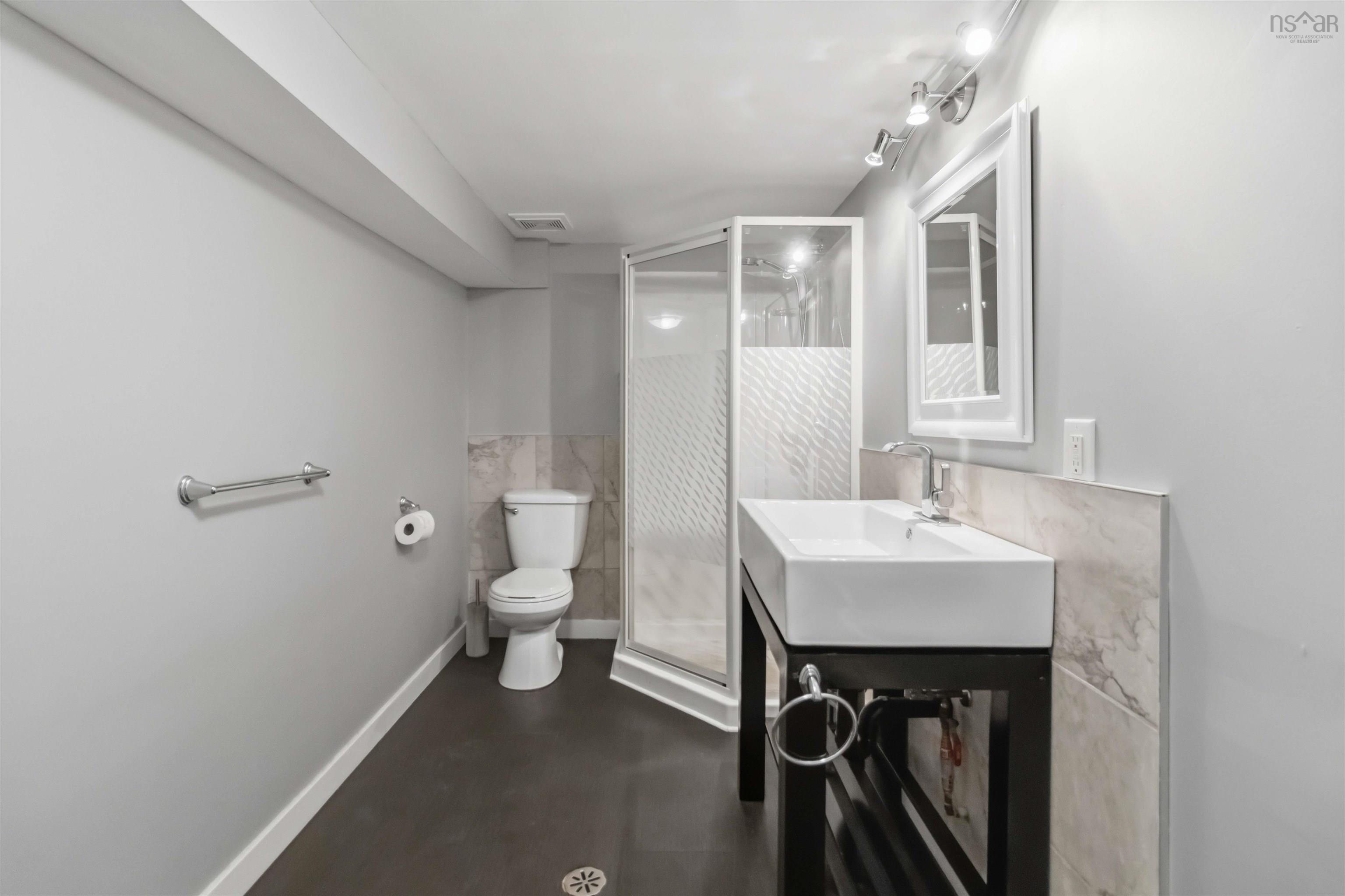 $649,900.00: 5 Dahlia Street, Dartmouth