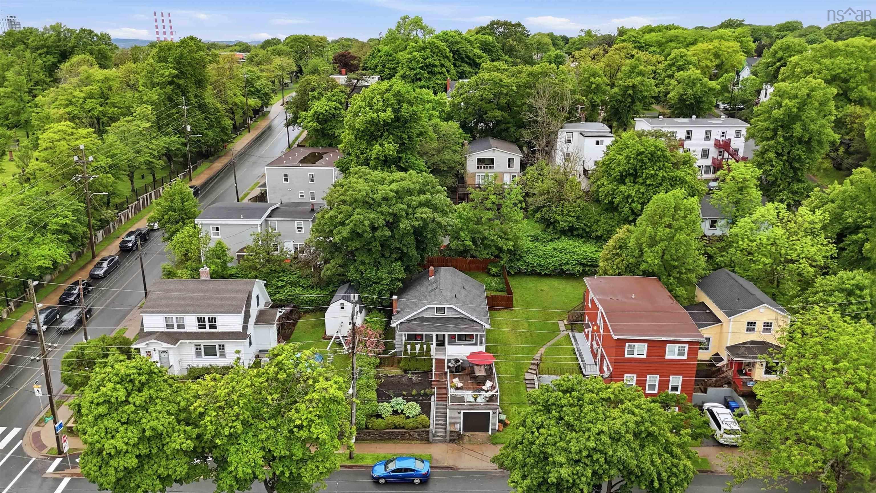 $649,900.00: 5 Dahlia Street, Dartmouth