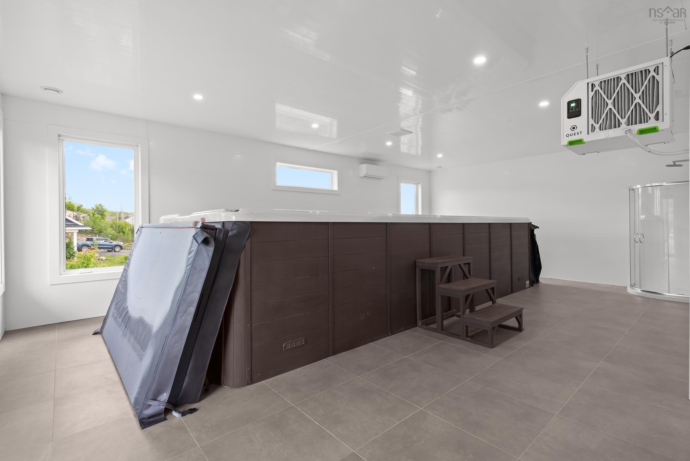 $1,295,000.00: 195 Carmel Crescent, Hammonds Plains