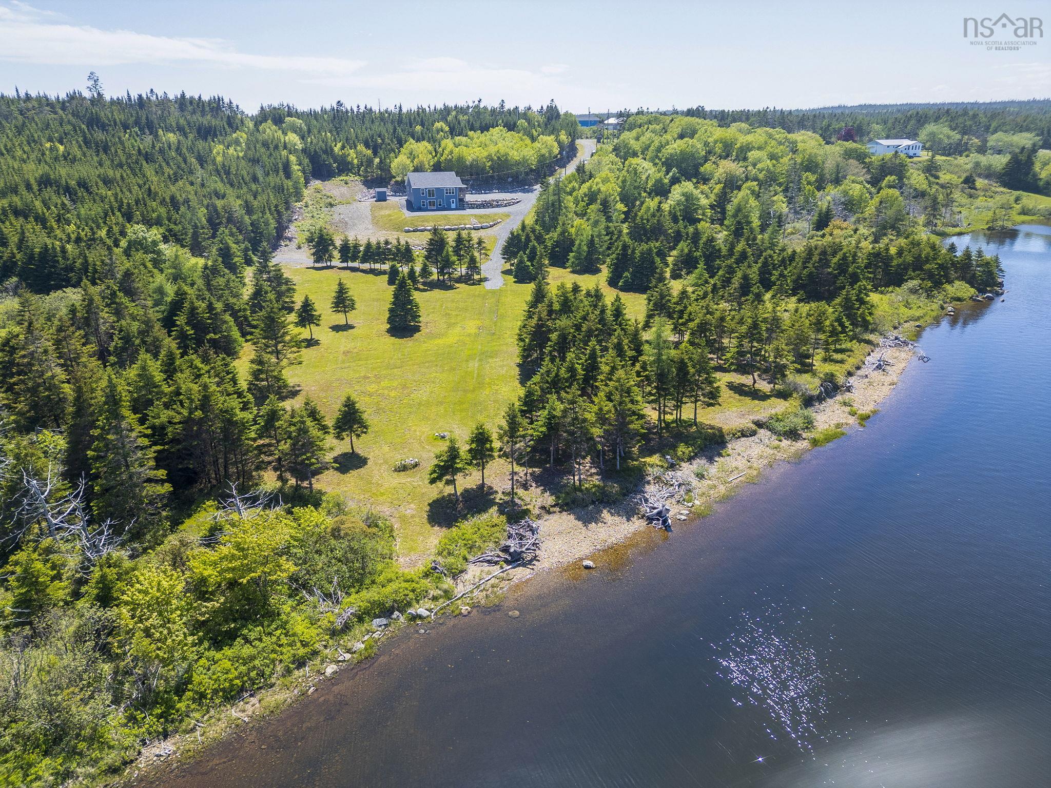 $499,900.00: 9118 316 Highway, New Harbour