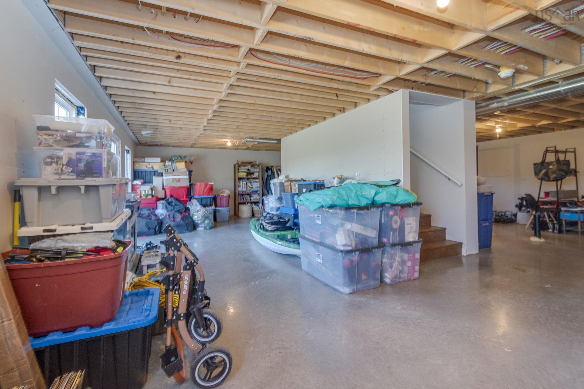 $499,900.00: 9118 316 Highway, New Harbour