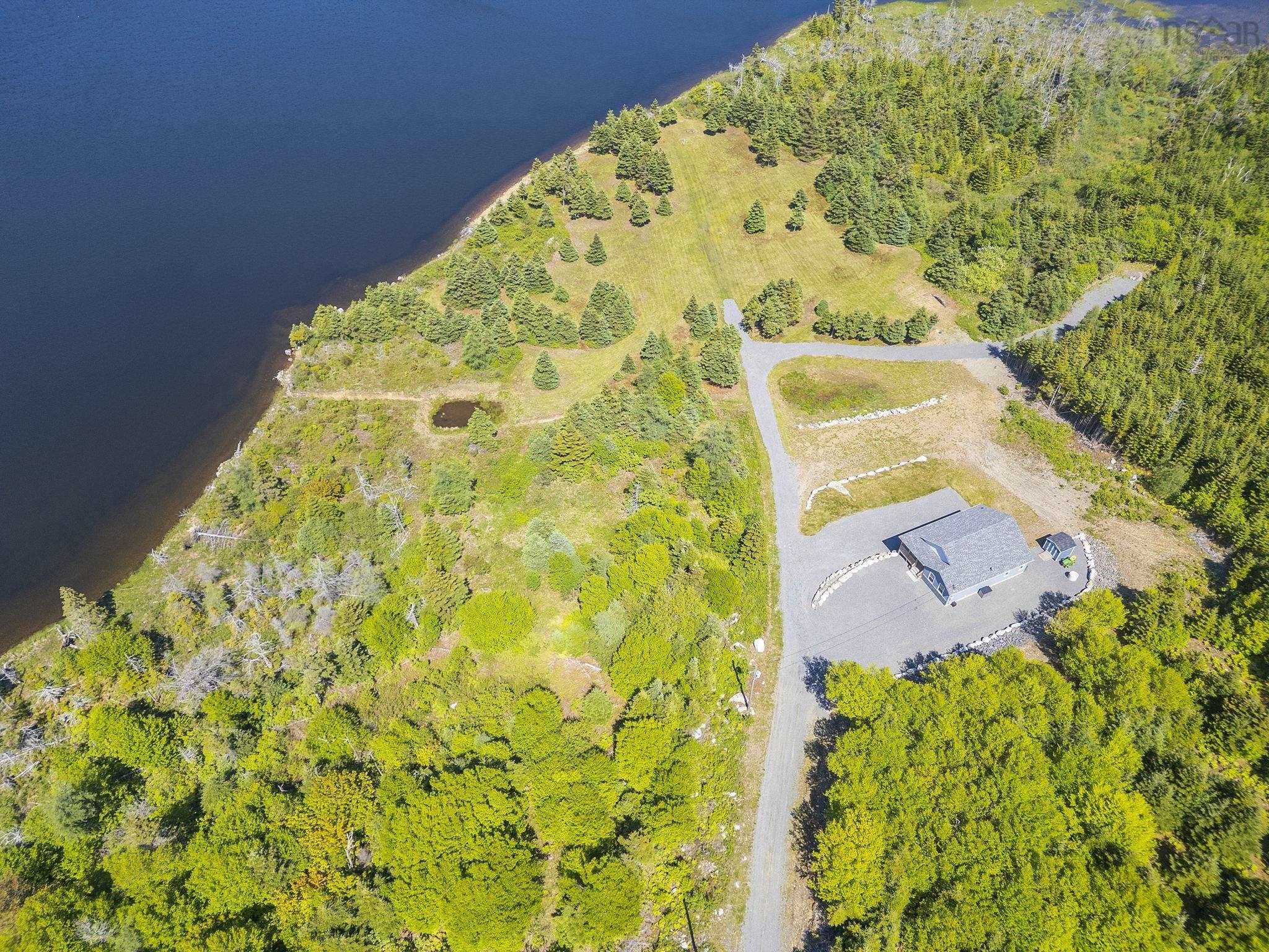 $499,900.00: 9118 316 Highway, New Harbour
