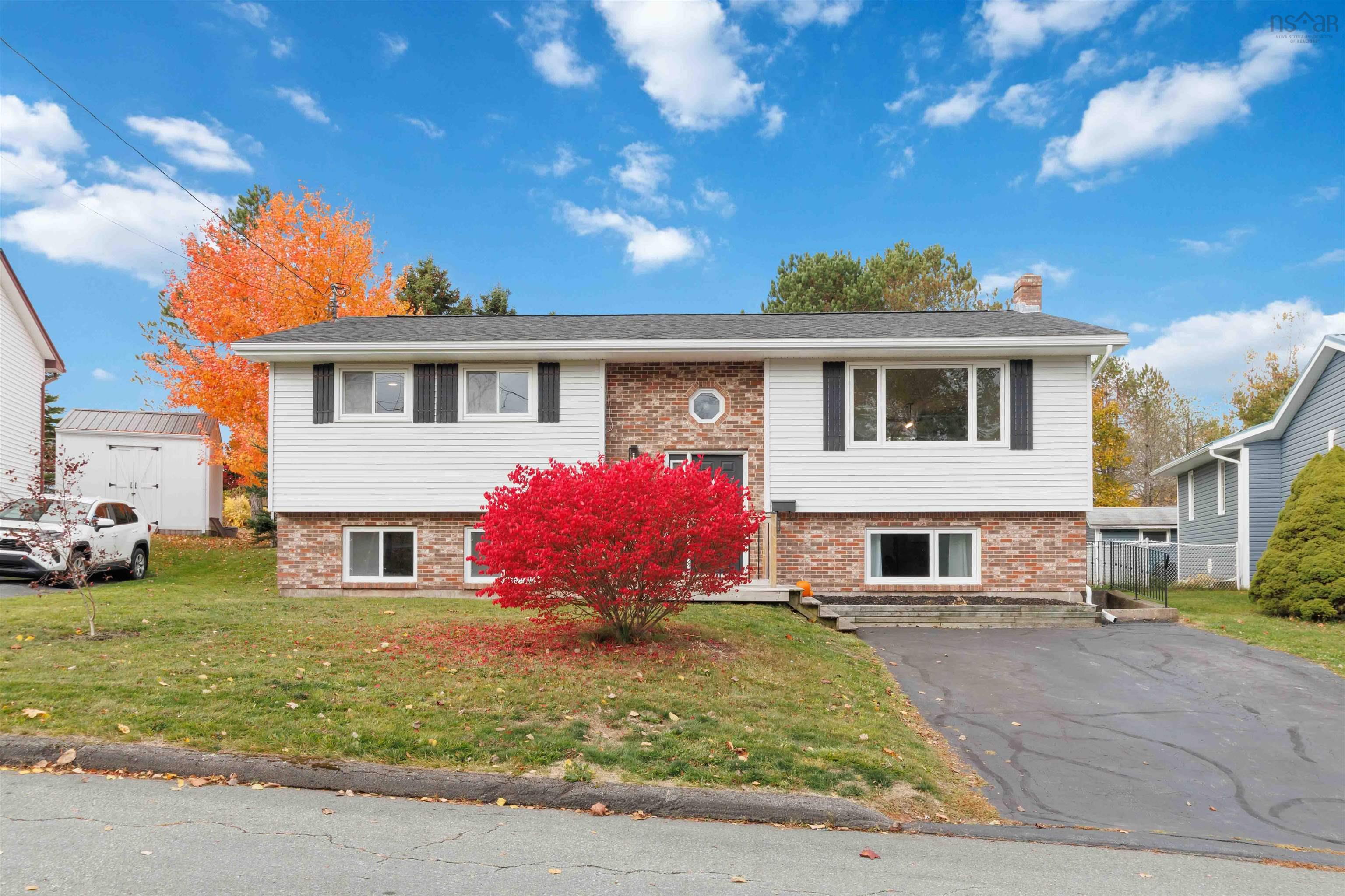 $575,000.00: 9 Ascot Way, Lower Sackville