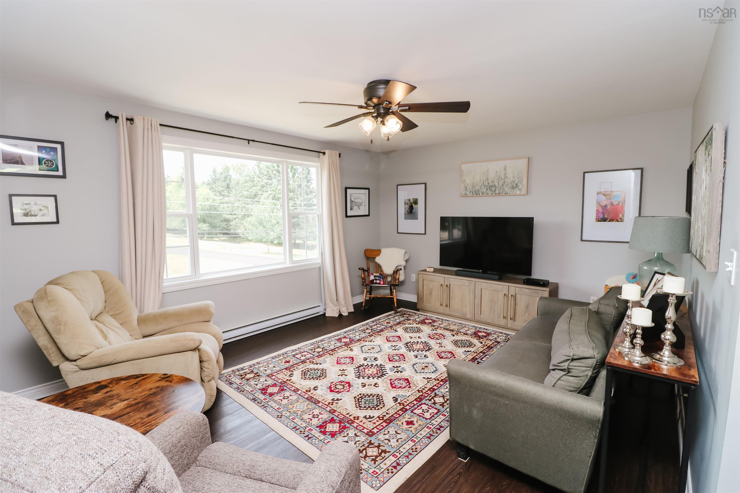 $399,000.00: 21 ICE POND Drive, Salmon River