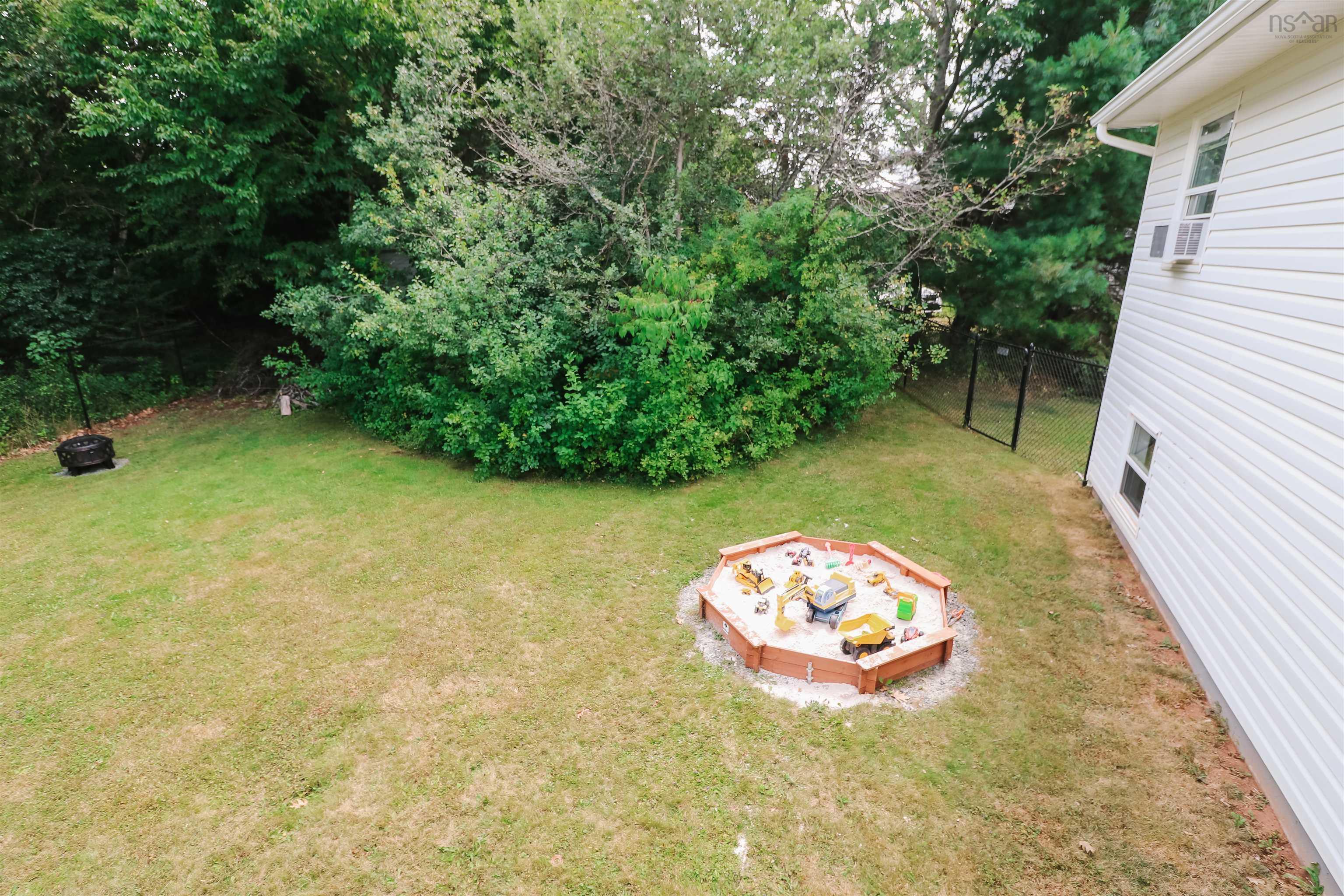 $399,000.00: 21 ICE POND Drive, Salmon River