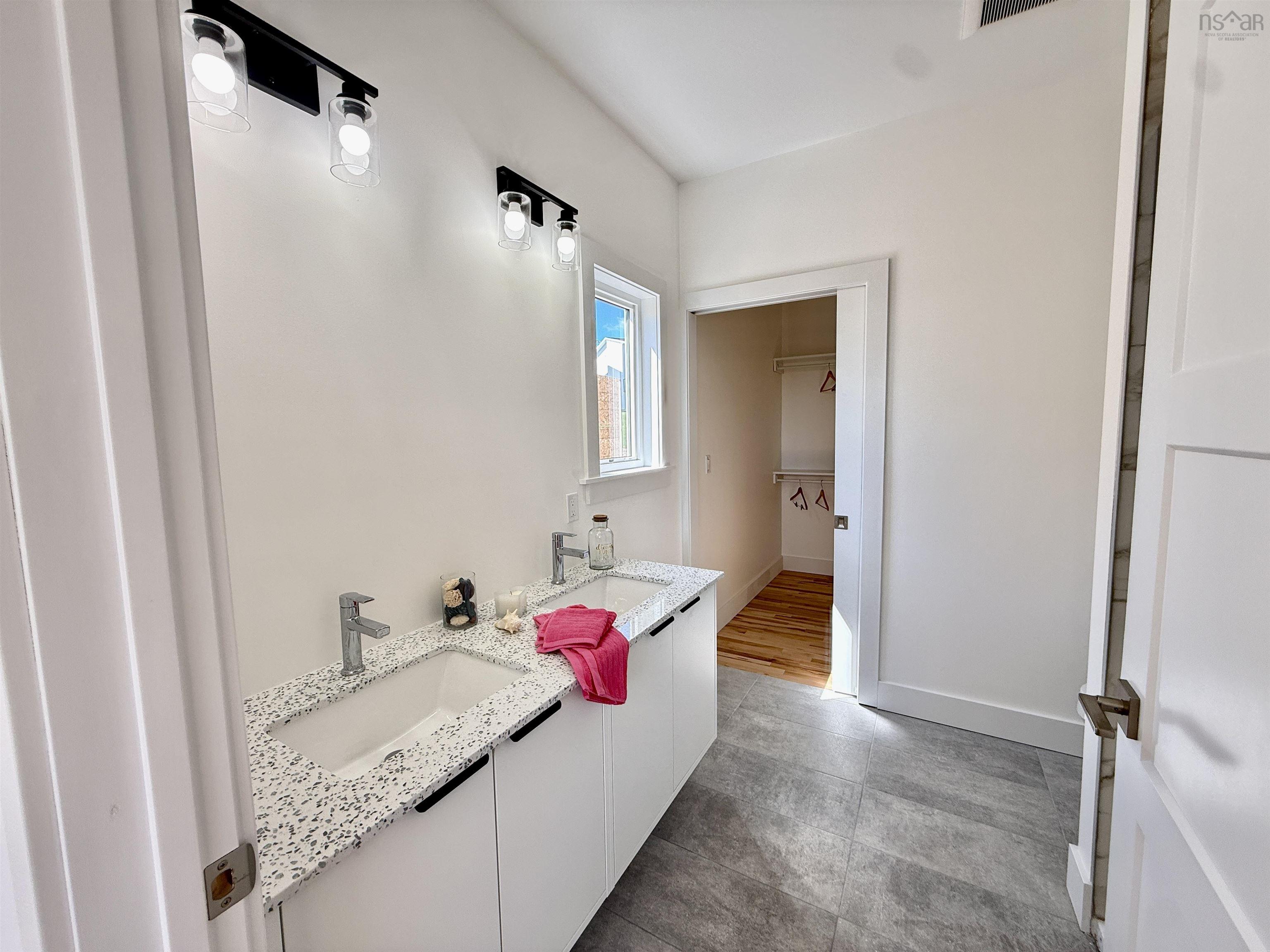 $699,999.00: 164 Provence Way, Timberlea