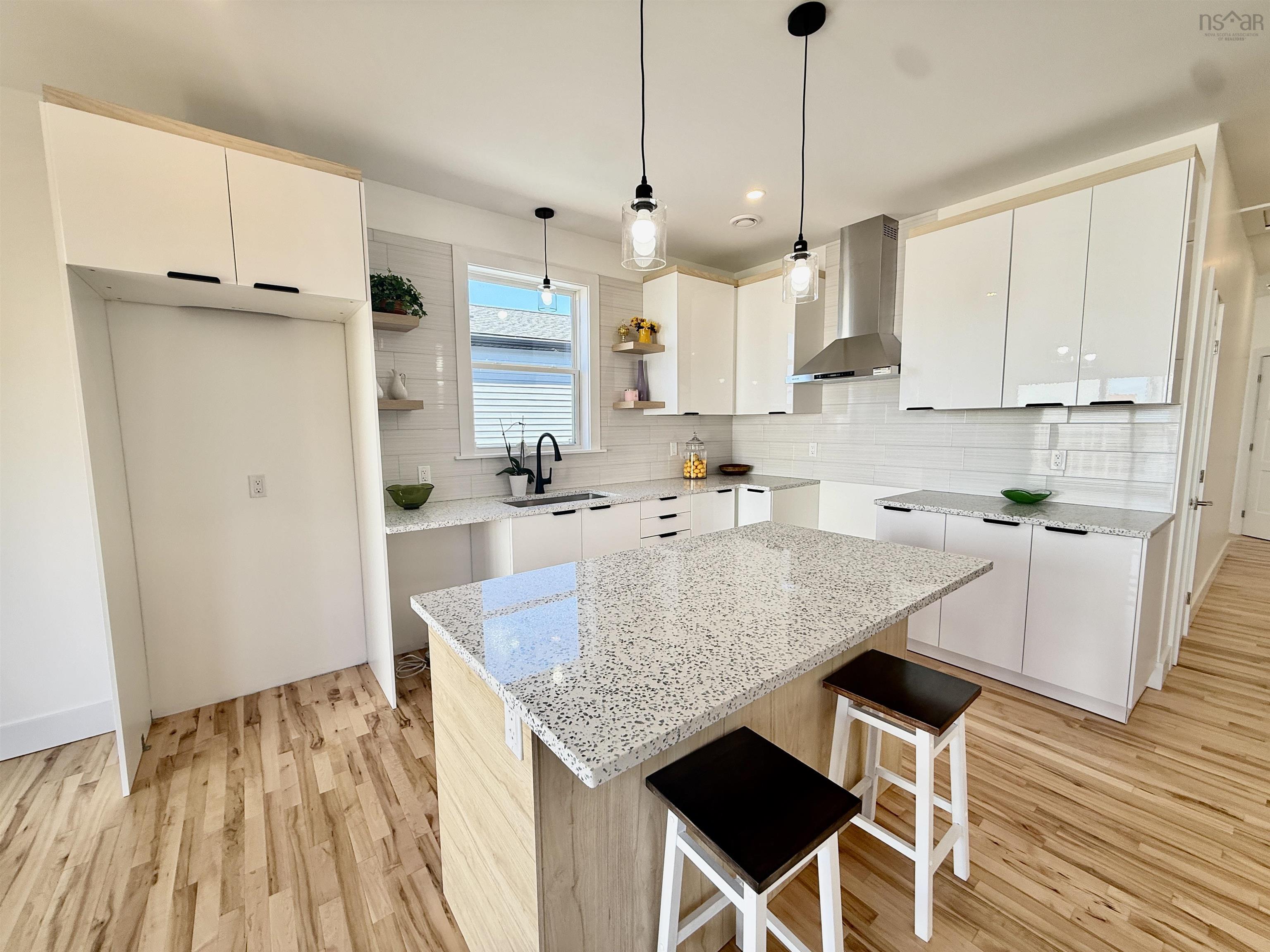 $699,999.00: 164 Provence Way, Timberlea