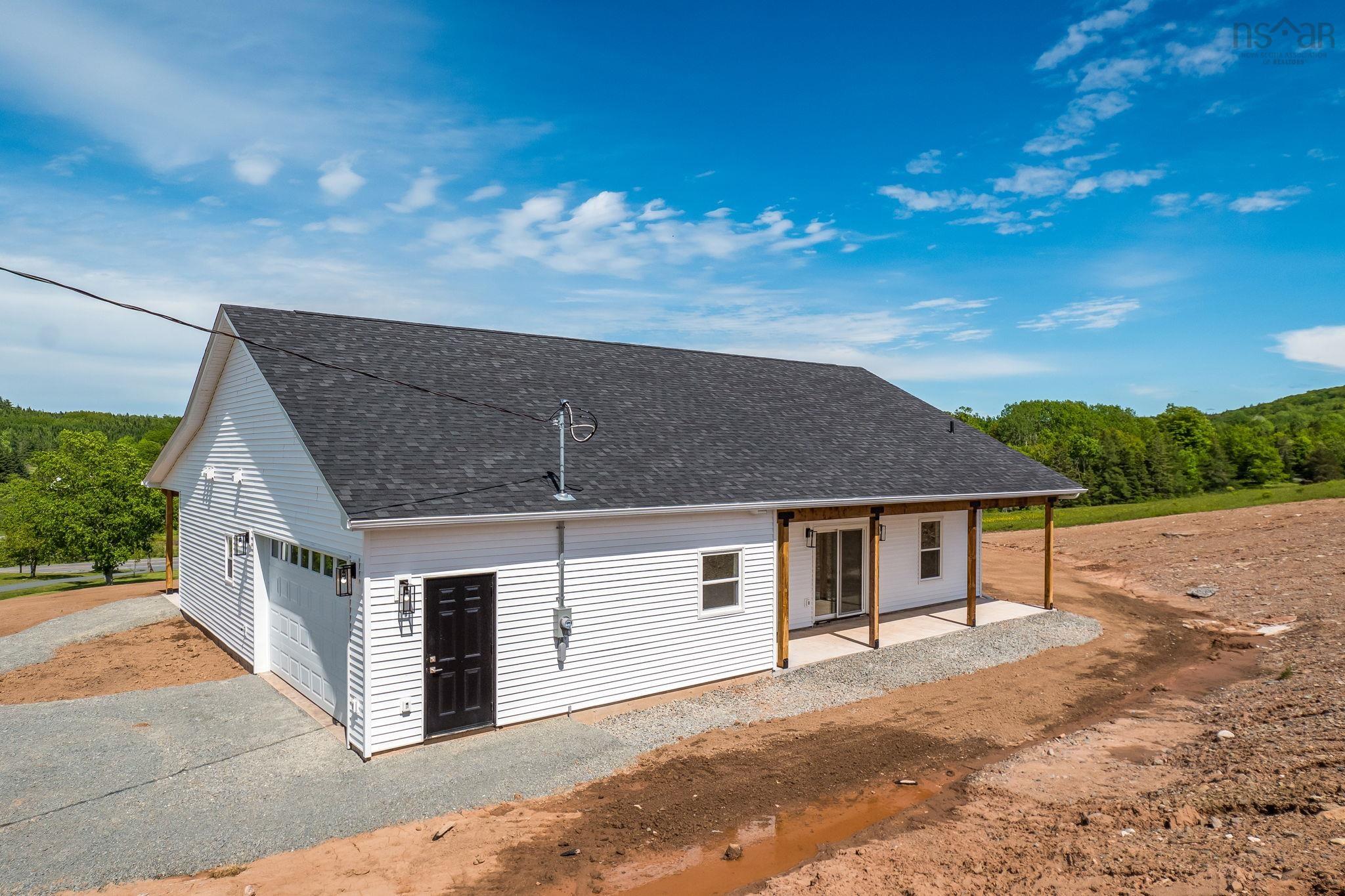 $599,000.00: 3905 Highway 357, Meaghers Grant