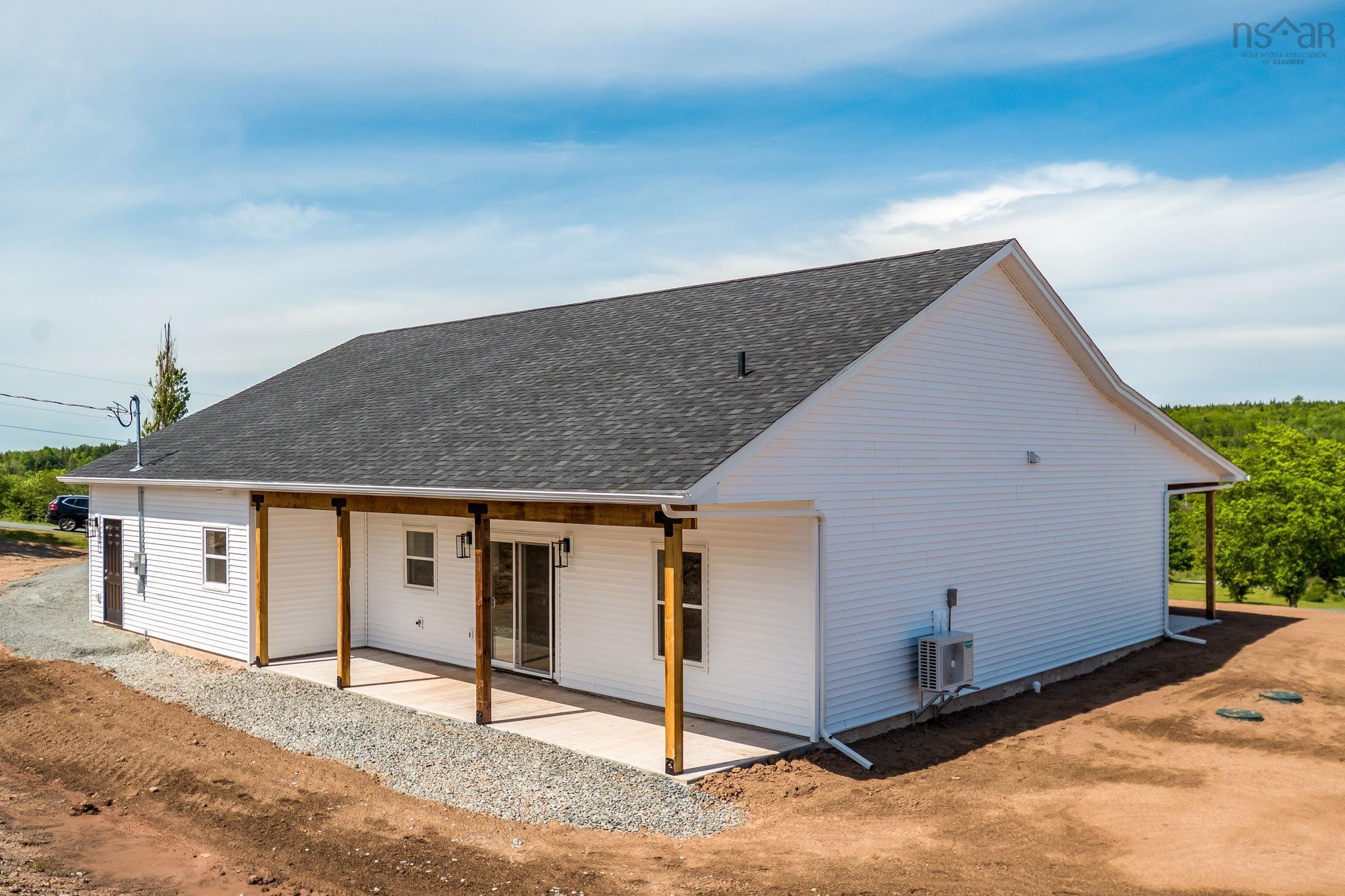 $599,000.00: 3905 Highway 357, Meaghers Grant