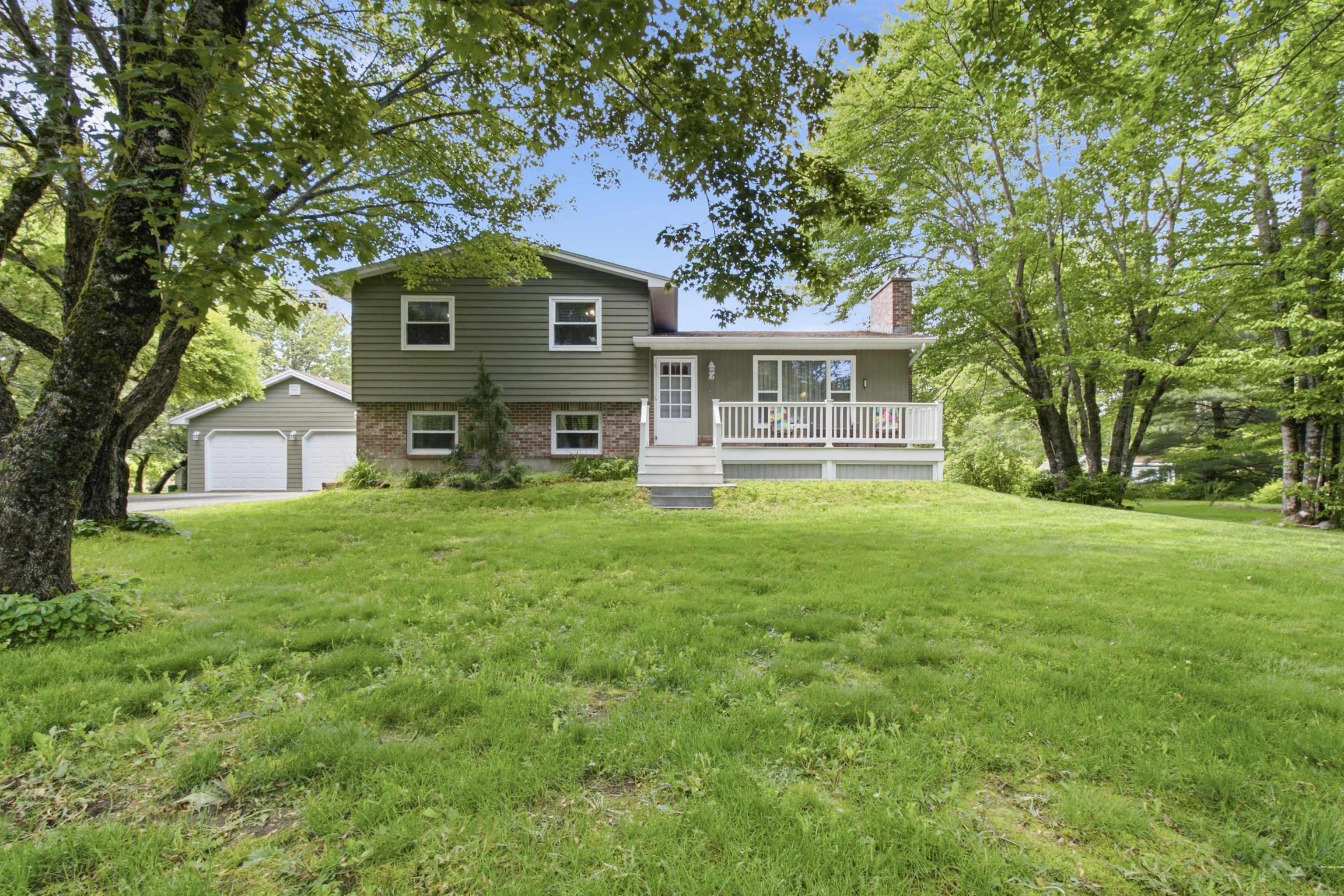 $575,000.00: 16 Mohawk Street, Hammonds Plains
