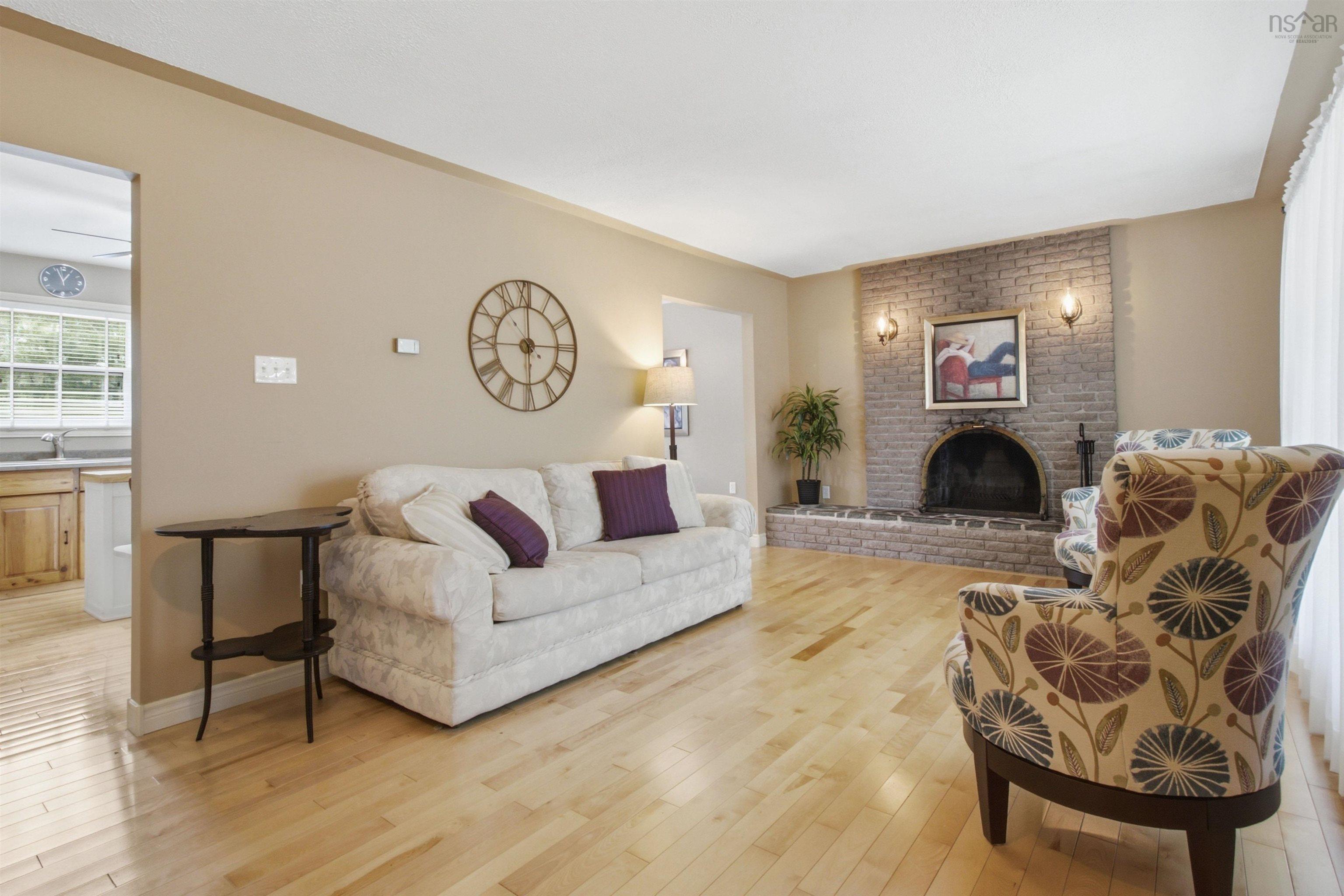 $575,000.00: 16 Mohawk Street, Hammonds Plains