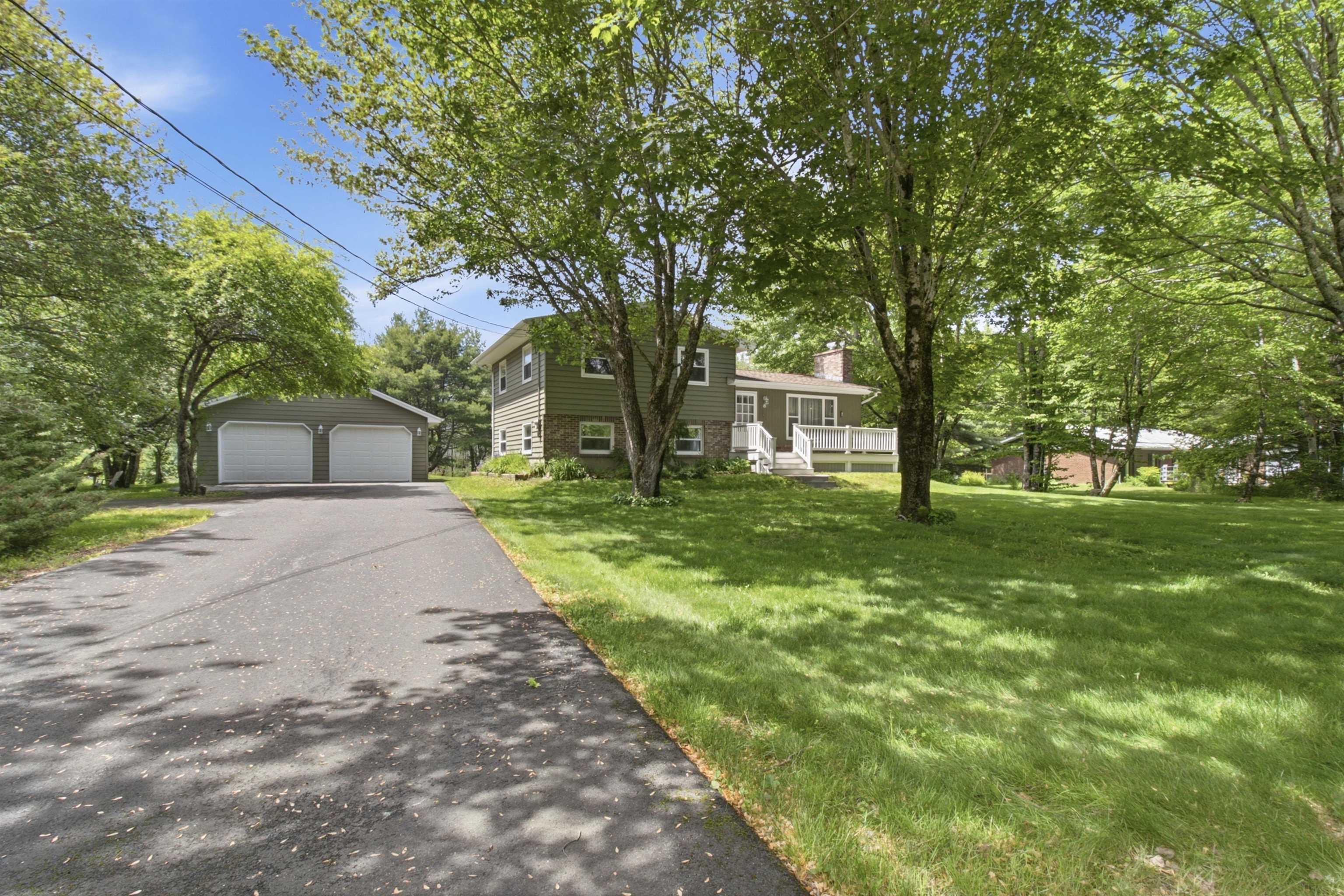 $575,000.00: 16 Mohawk Street, Hammonds Plains