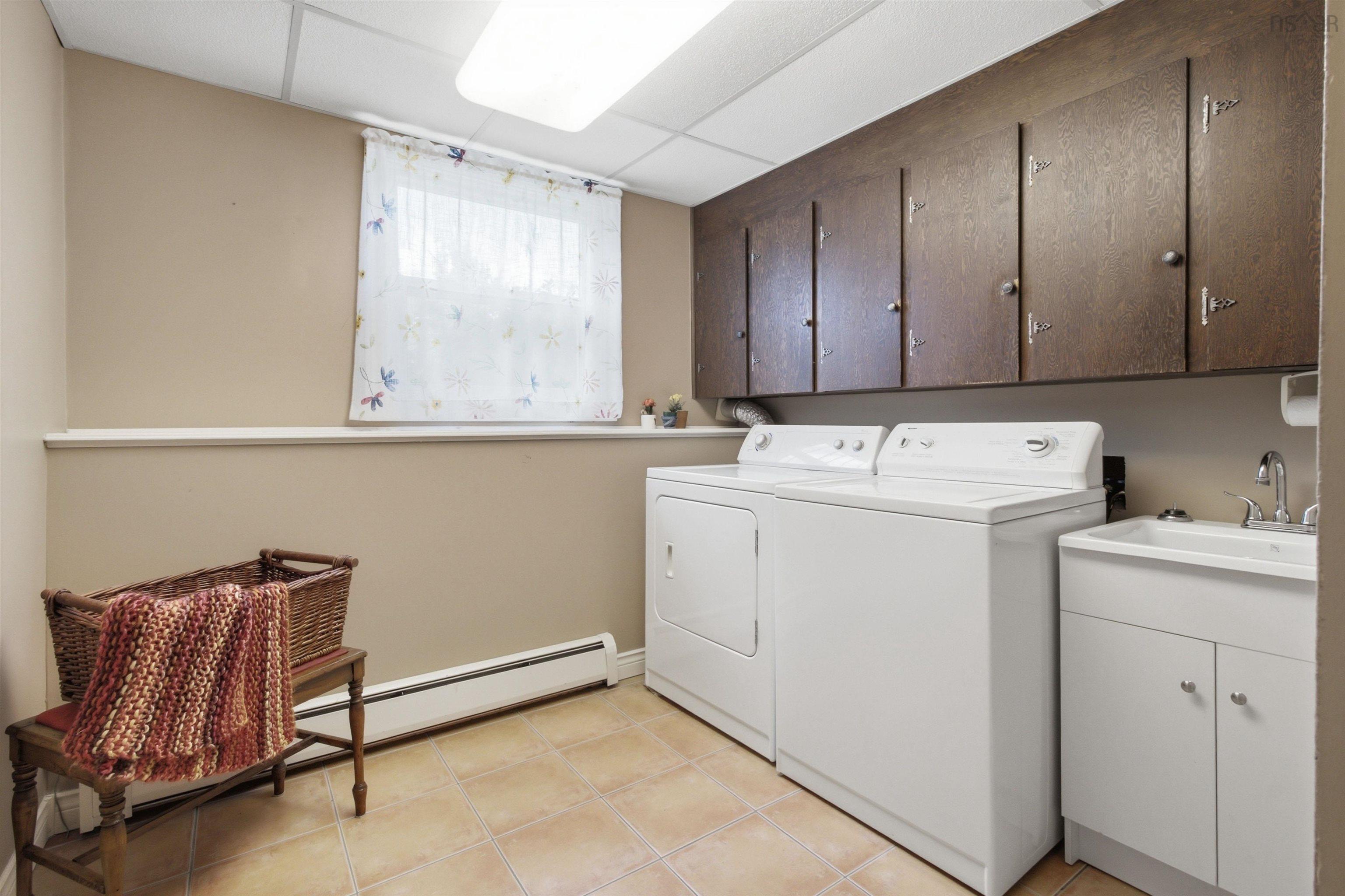$575,000.00: 16 Mohawk Street, Hammonds Plains