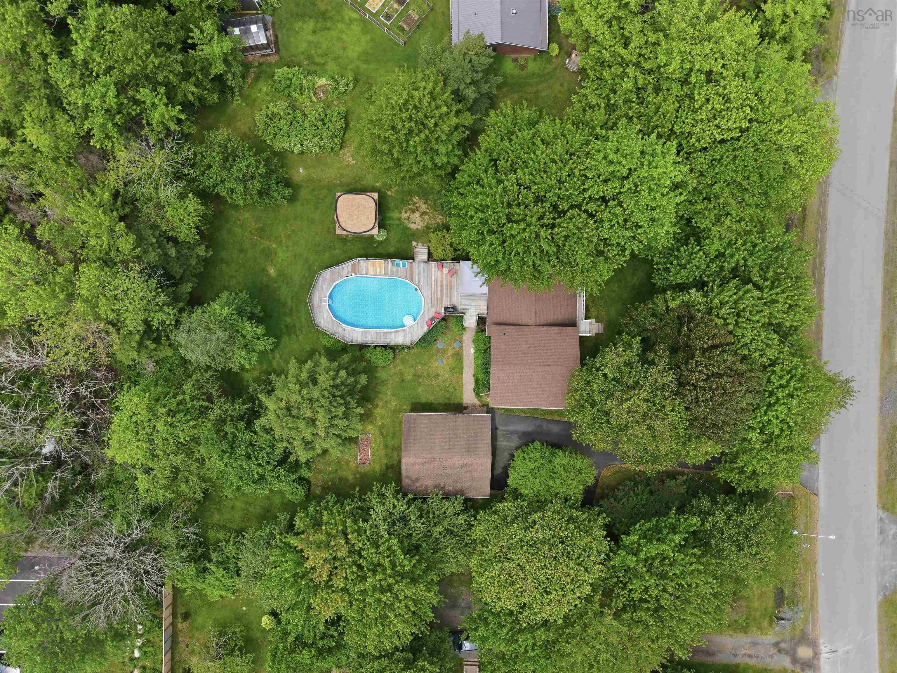 $575,000.00: 16 Mohawk Street, Hammonds Plains