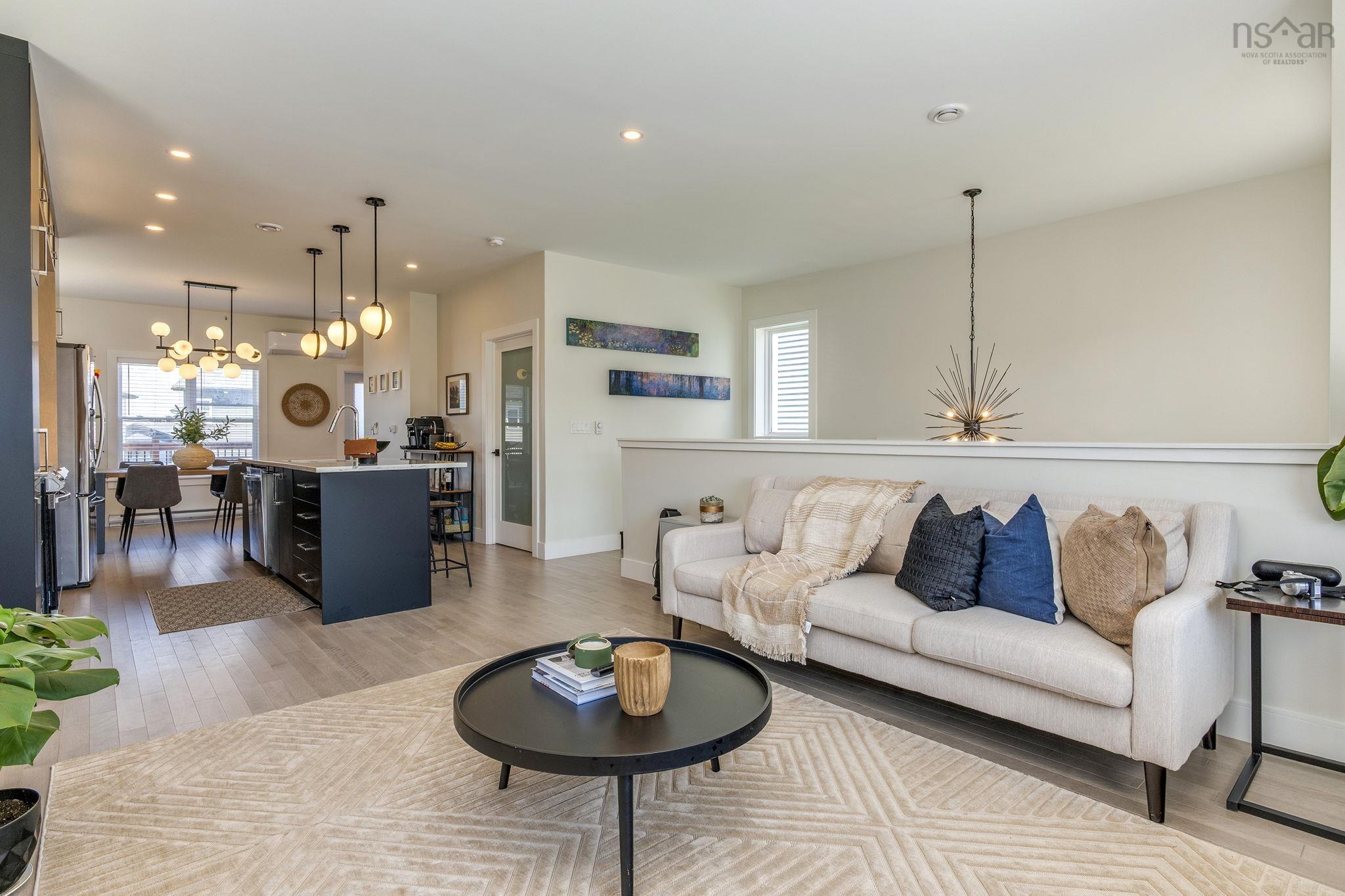 $749,000.00: 39 Chardonnay Court, Timberlea