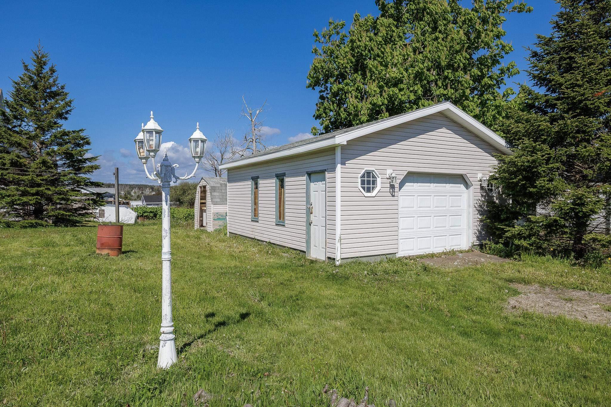 $189,900.00: 23 Upper Warren Street, Louisbourg