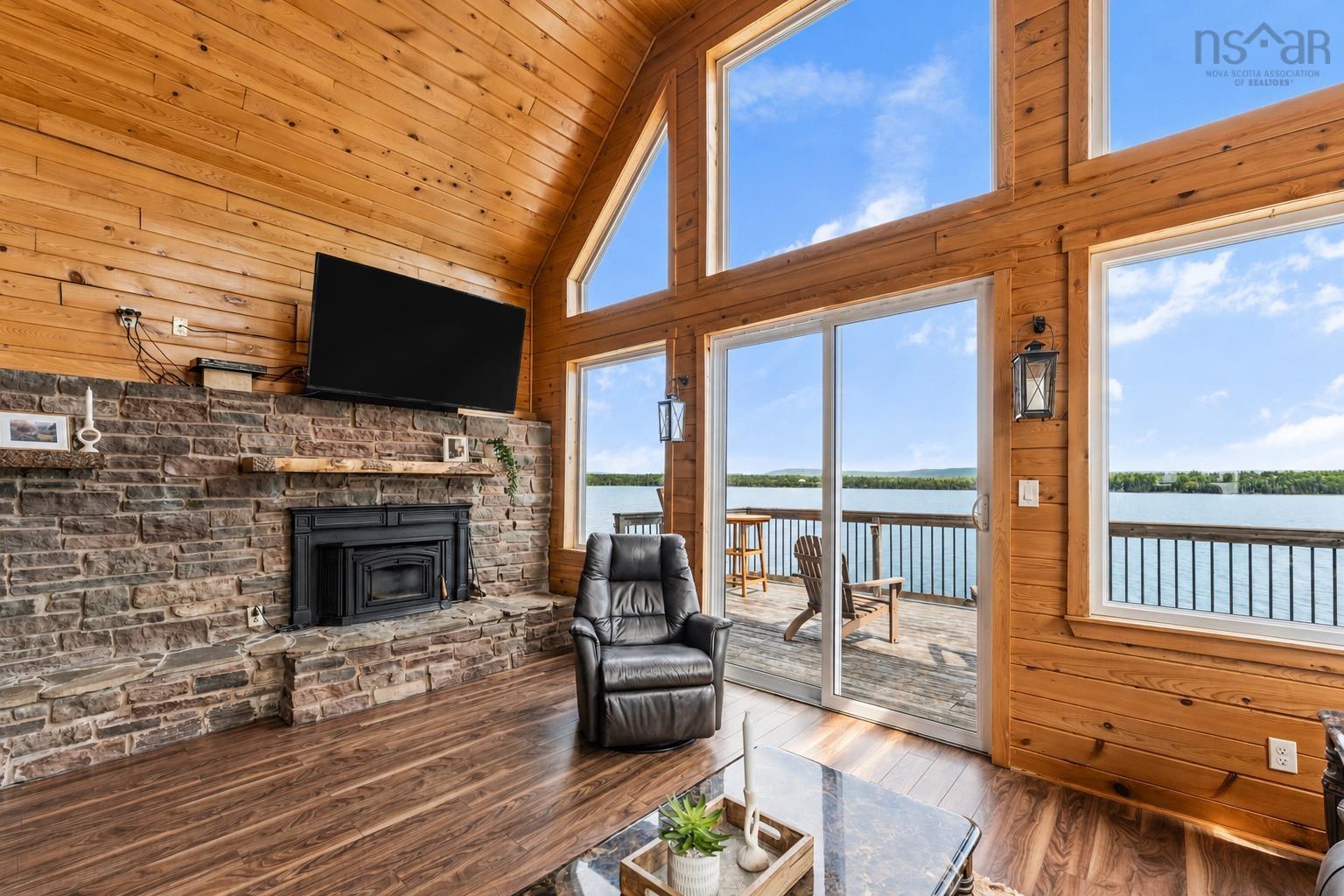 $599,900.00: 761 Stoney Point Road, Stoney Point
