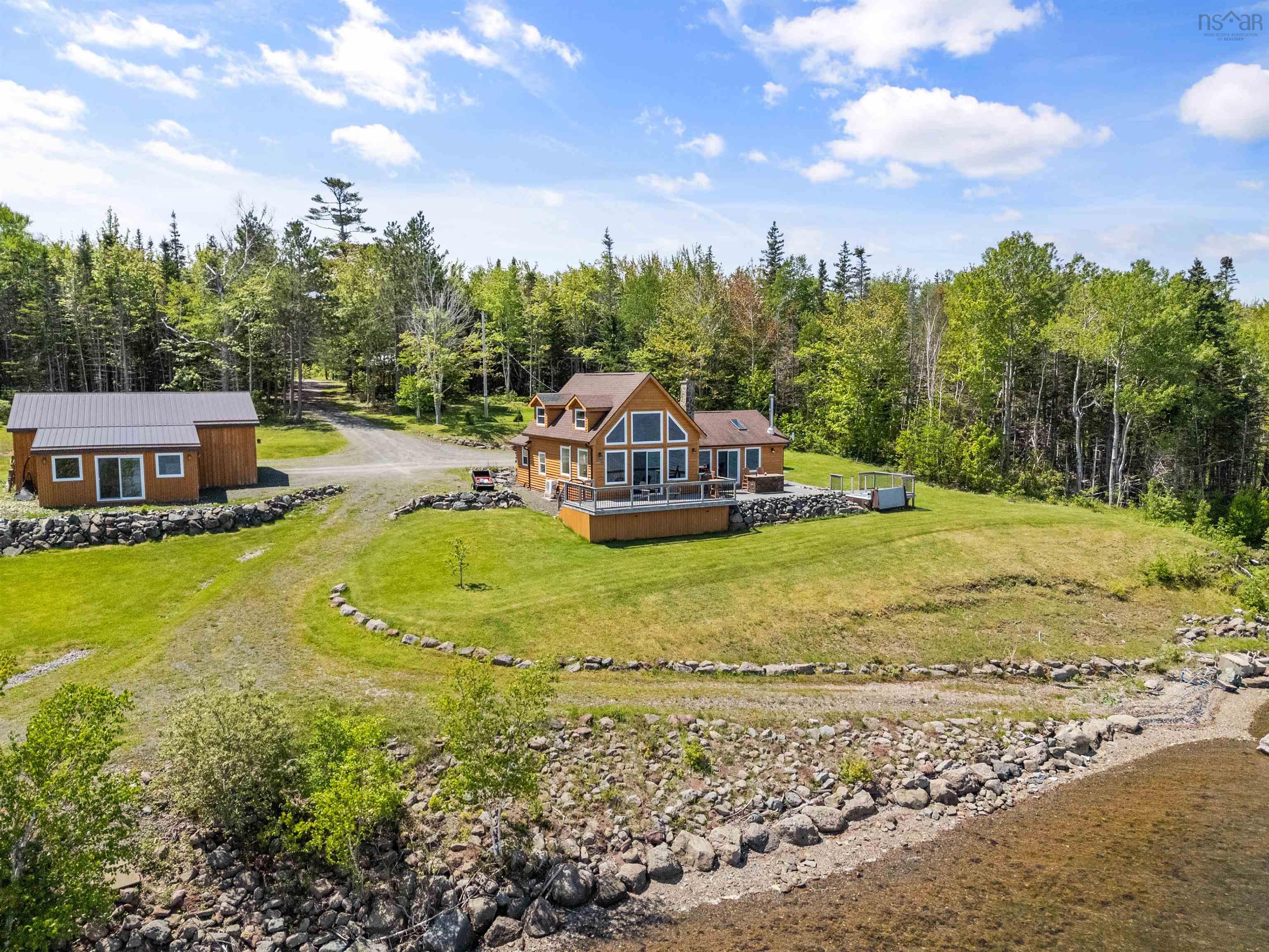 $599,900.00: 761 Stoney Point Road, Stoney Point