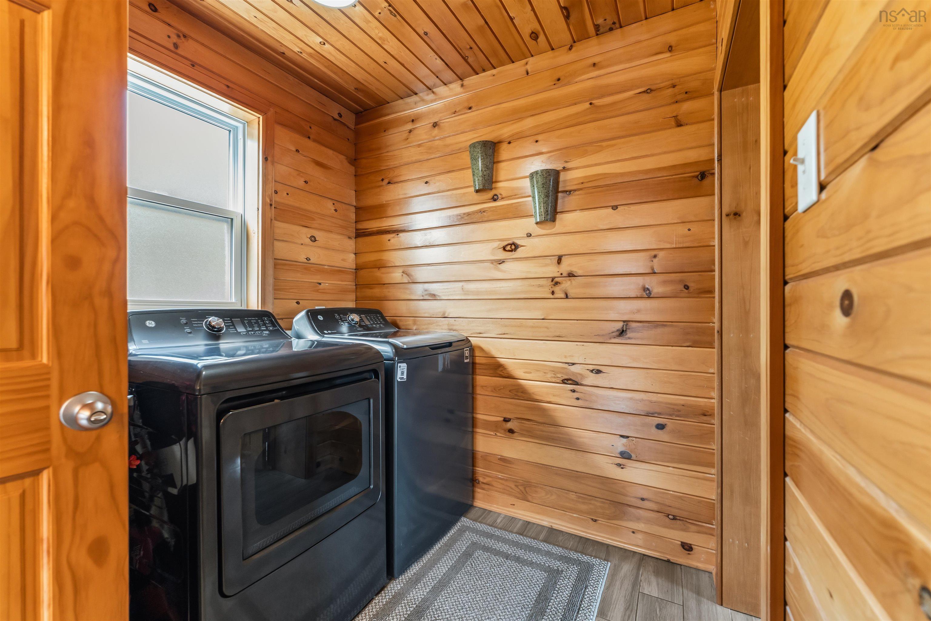 $599,900.00: 761 Stoney Point Road, Stoney Point