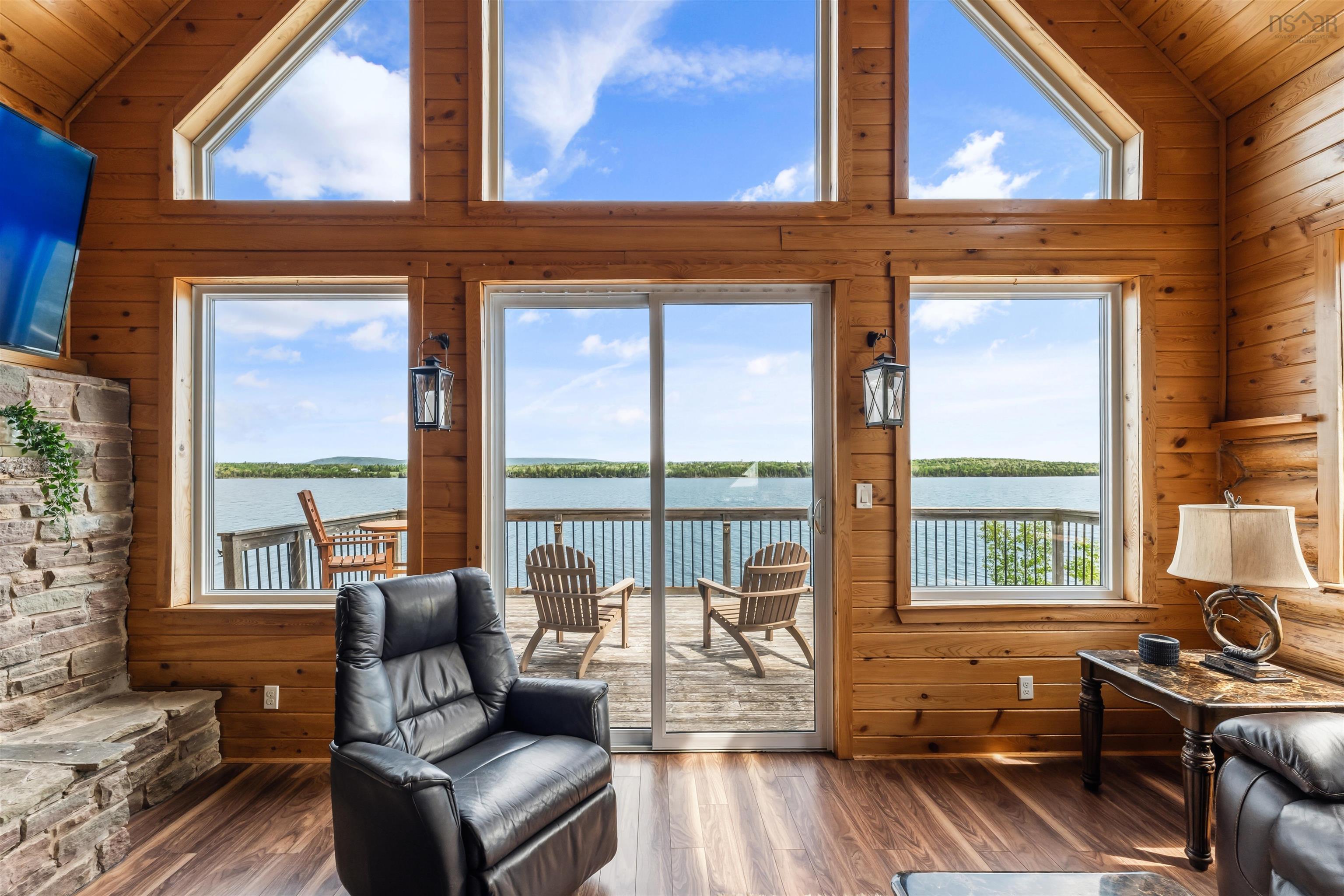 $599,900.00: 761 Stoney Point Road, Stoney Point