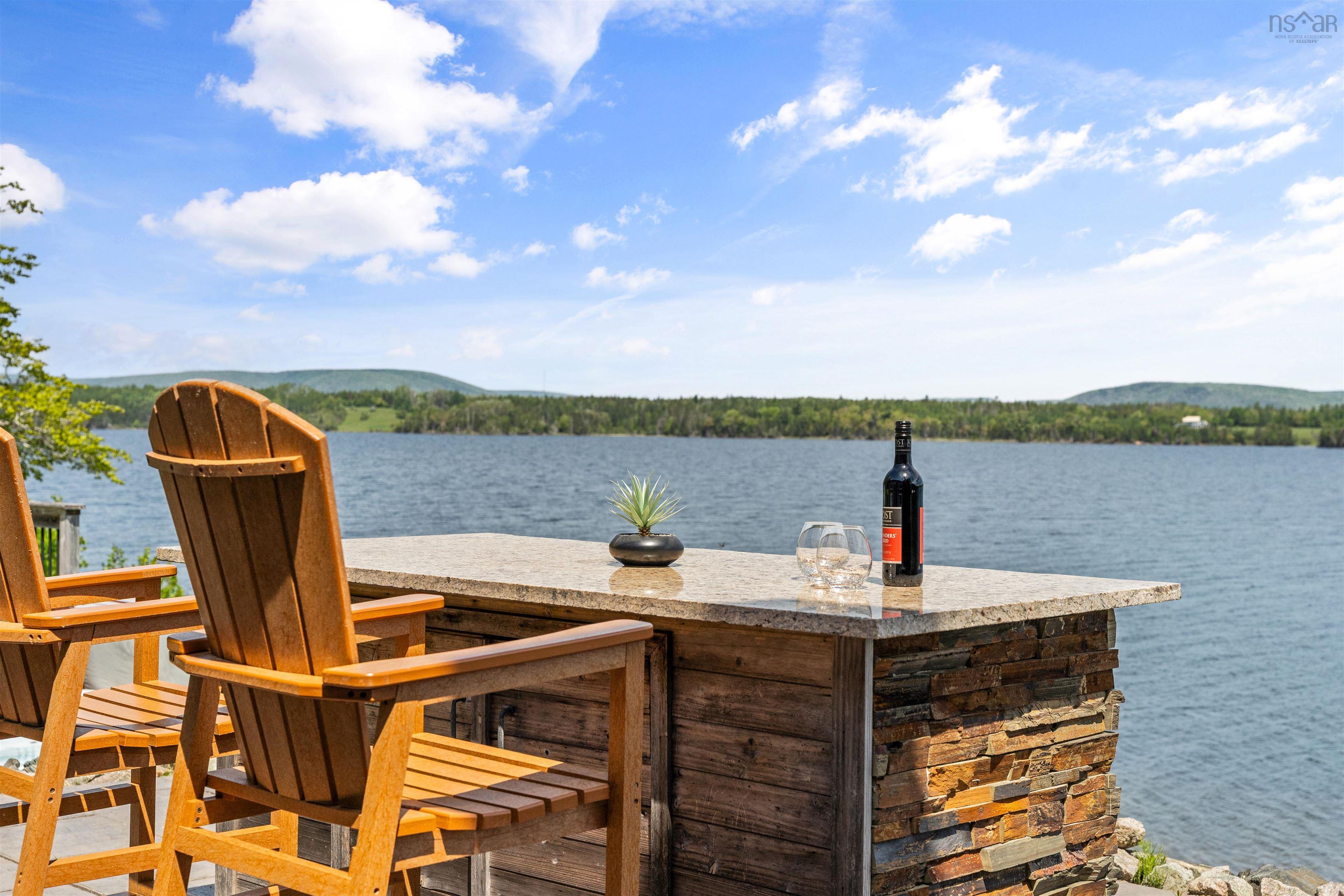 $599,900.00: 761 Stoney Point Road, Stoney Point