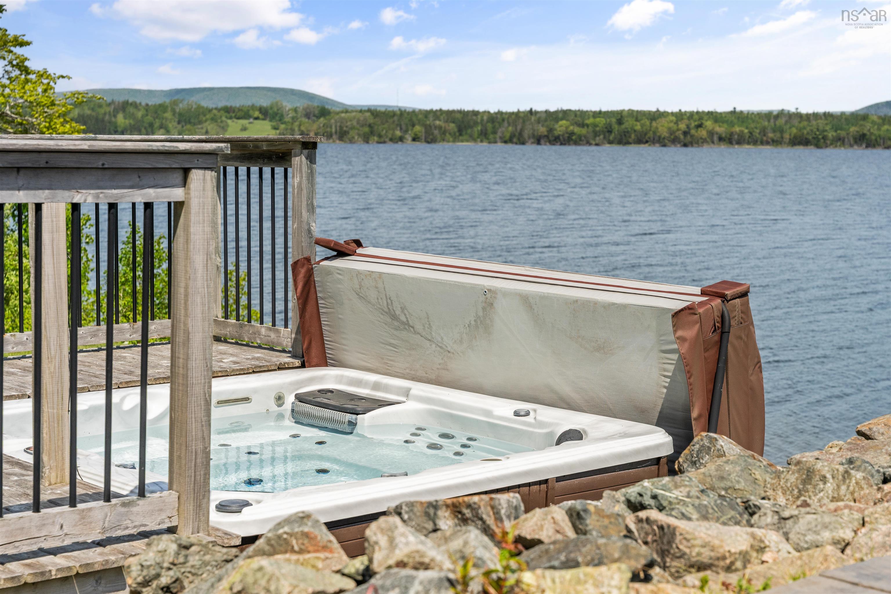 $599,900.00: 761 Stoney Point Road, Stoney Point