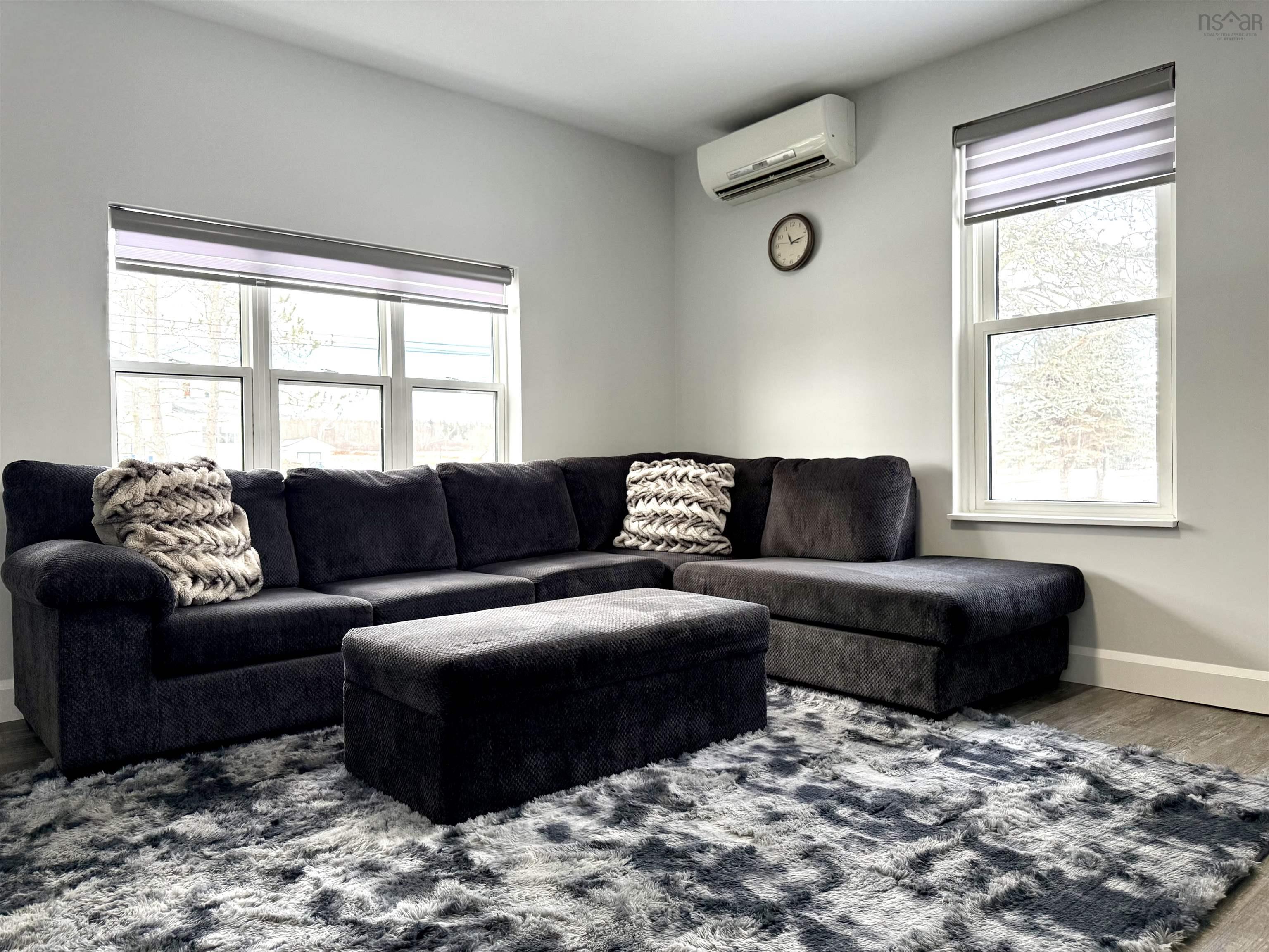 $289,900.00: 3260/3250 Barronsfield Road, River Hebert