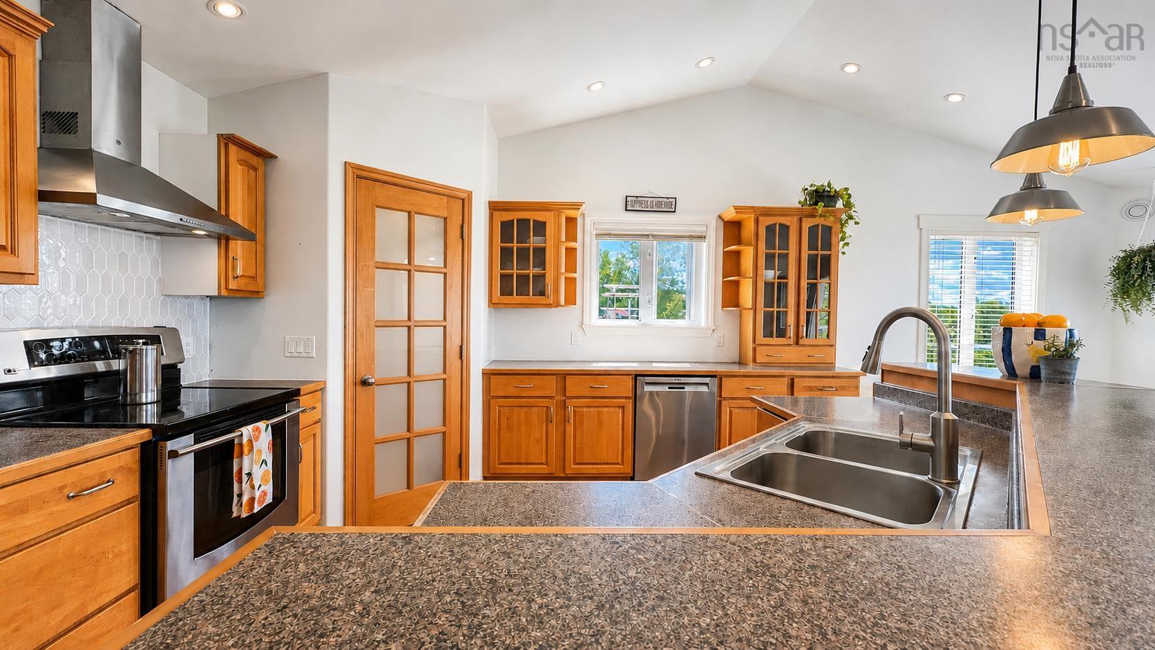 $375,000.00: 95 Birchill Lane, Lower Washabuck