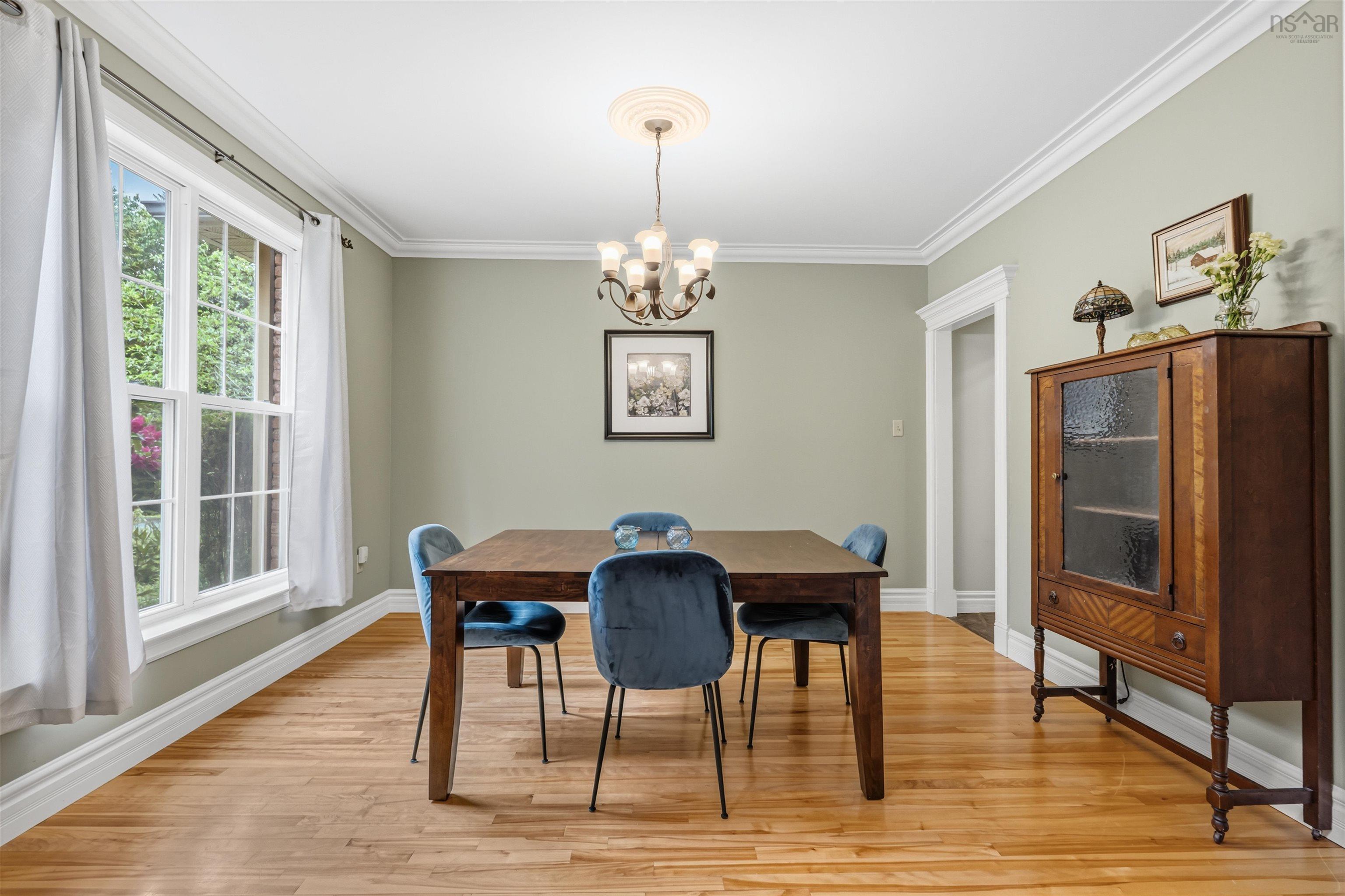 $1,295,000.00: 105 Lakeshore Drive, Hammonds Plains