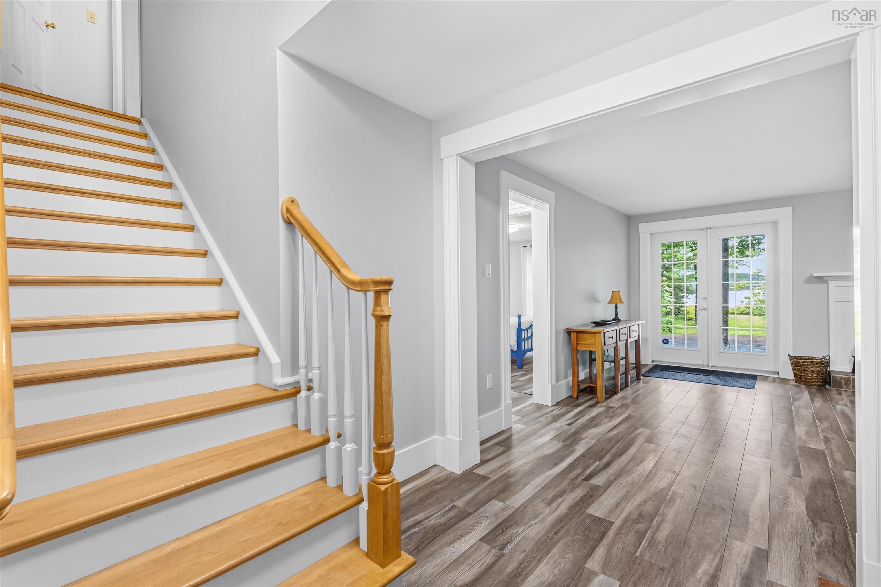 $1,295,000.00: 105 Lakeshore Drive, Hammonds Plains