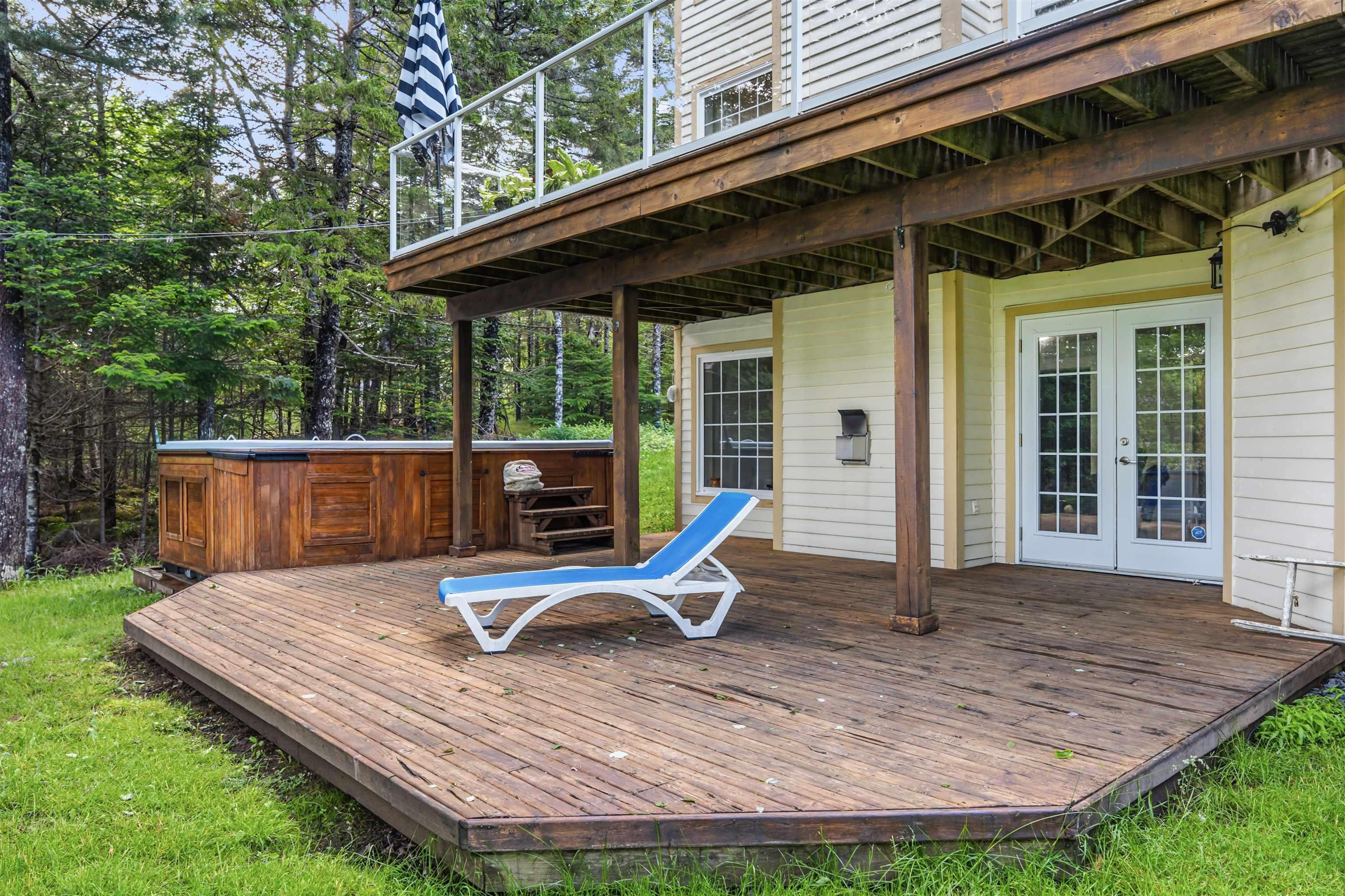 $1,295,000.00: 105 Lakeshore Drive, Hammonds Plains
