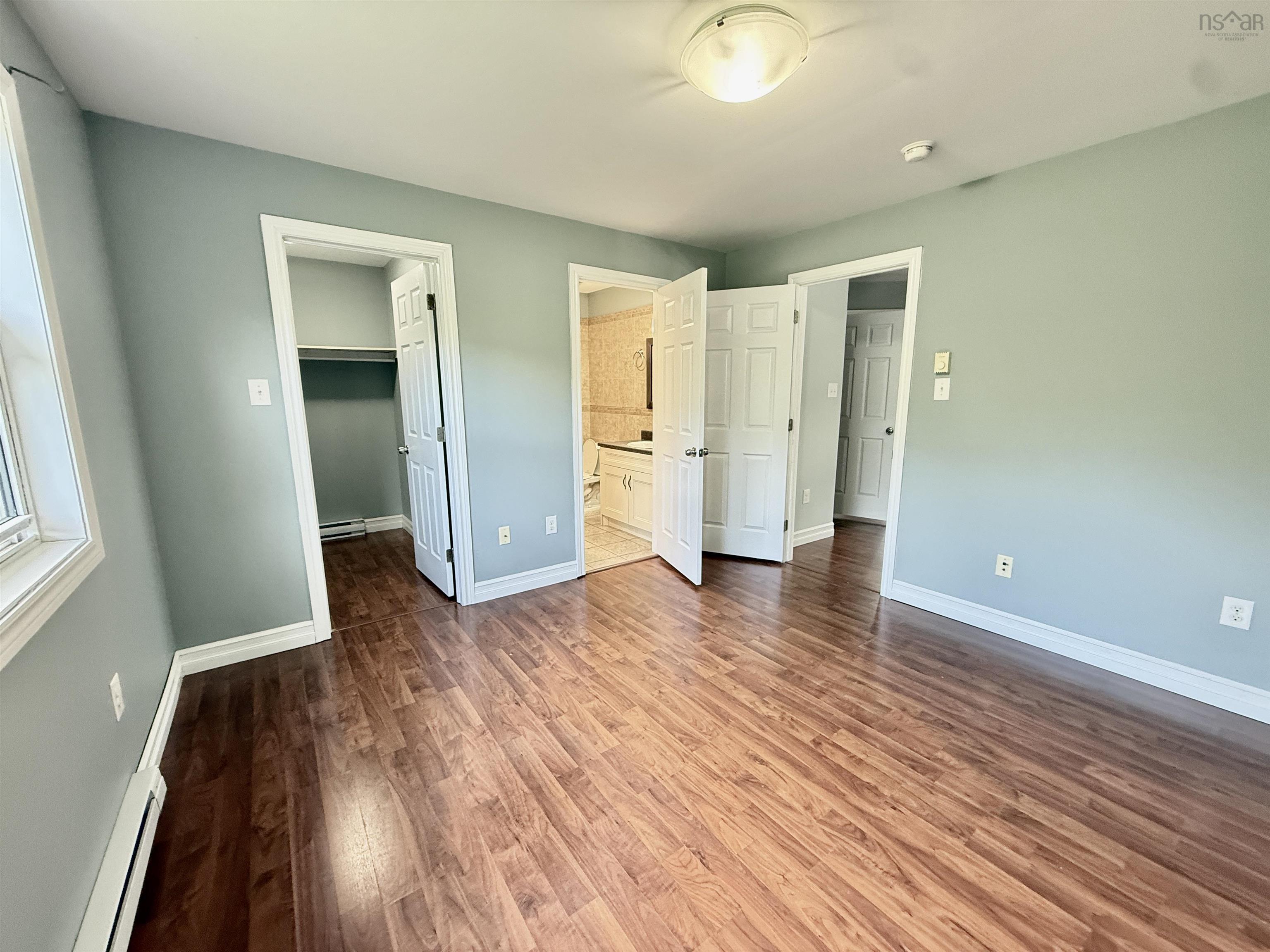 $439,900.00: 711 Pleasant Street, Dartmouth