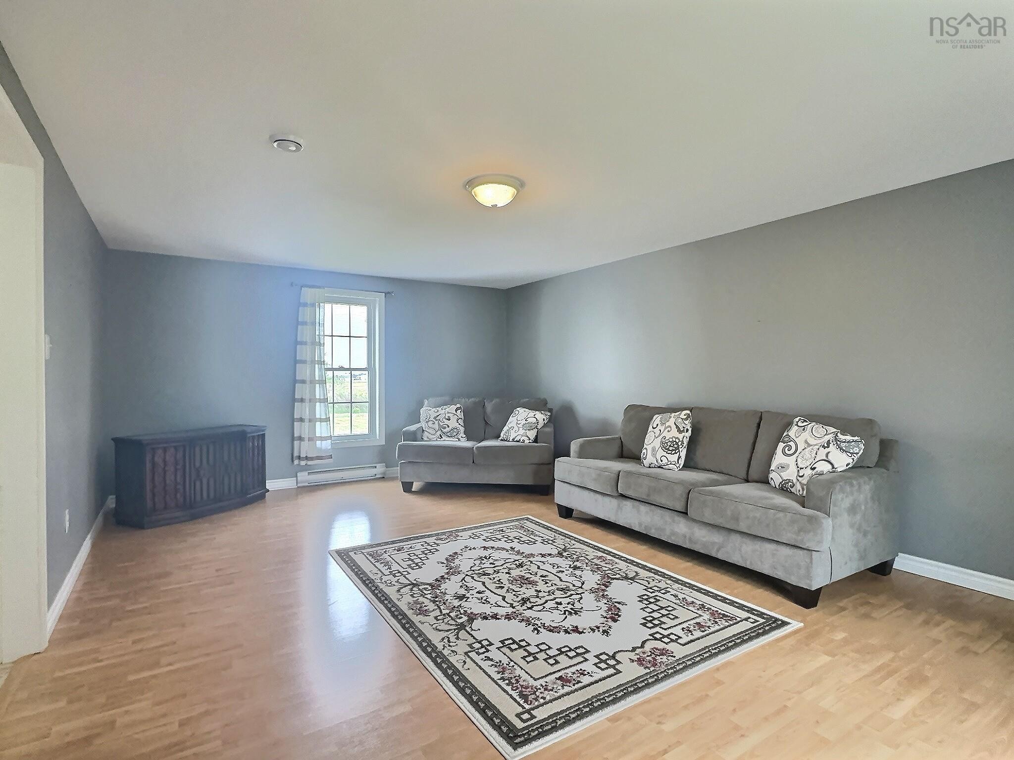 $324,500.00: 10216 209 Highway, Diligent River