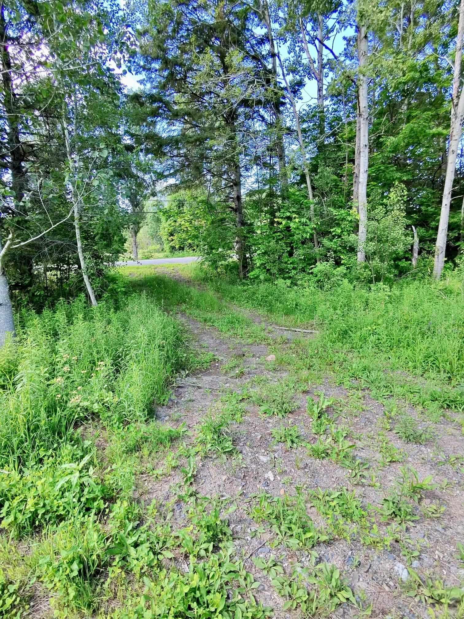 $59,900.00: Highway 14, Brooklyn