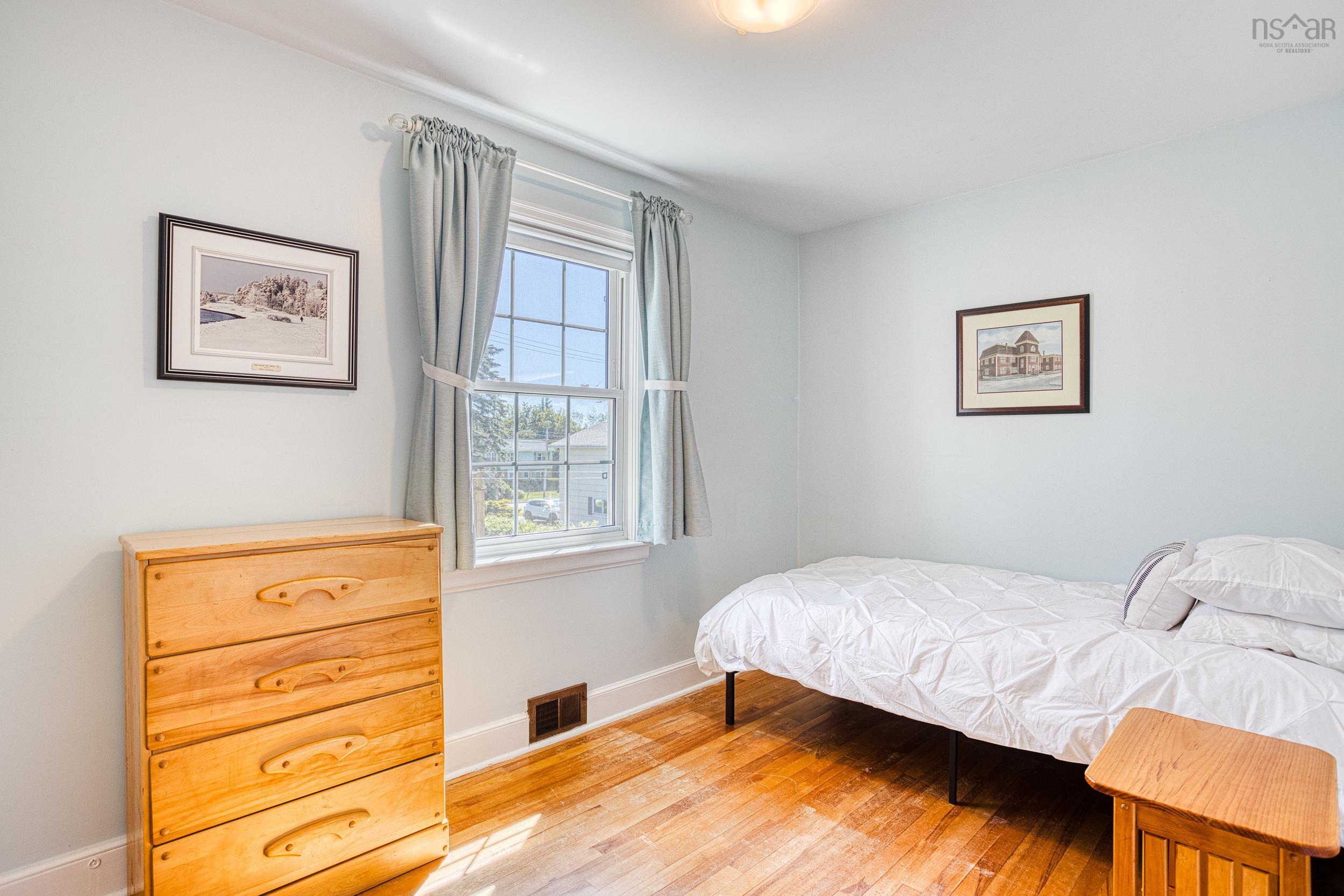 $759,900.00: 4 Piers Avenue, Halifax