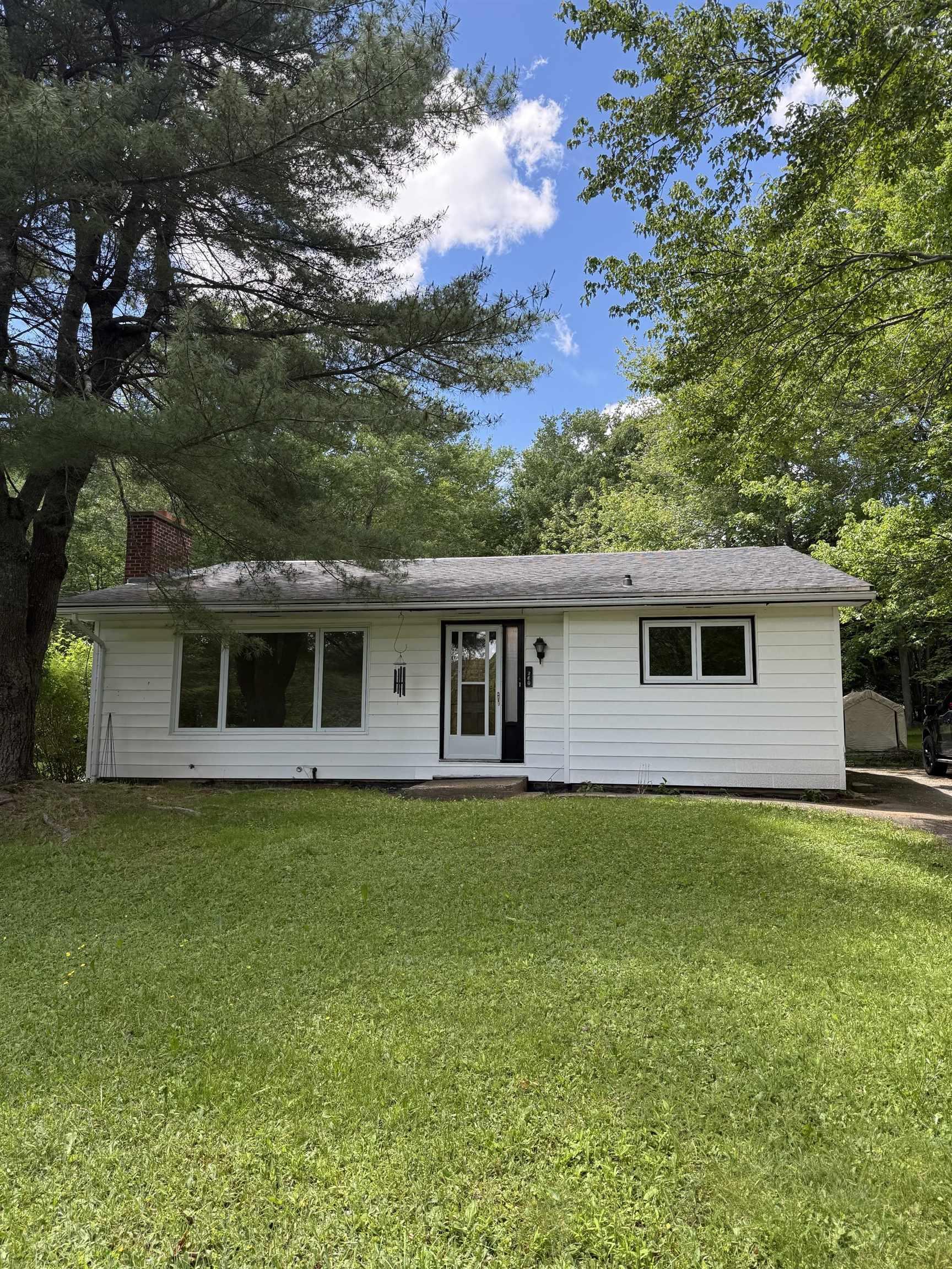 $458,000.00: 260 Lockview Road, Fall River