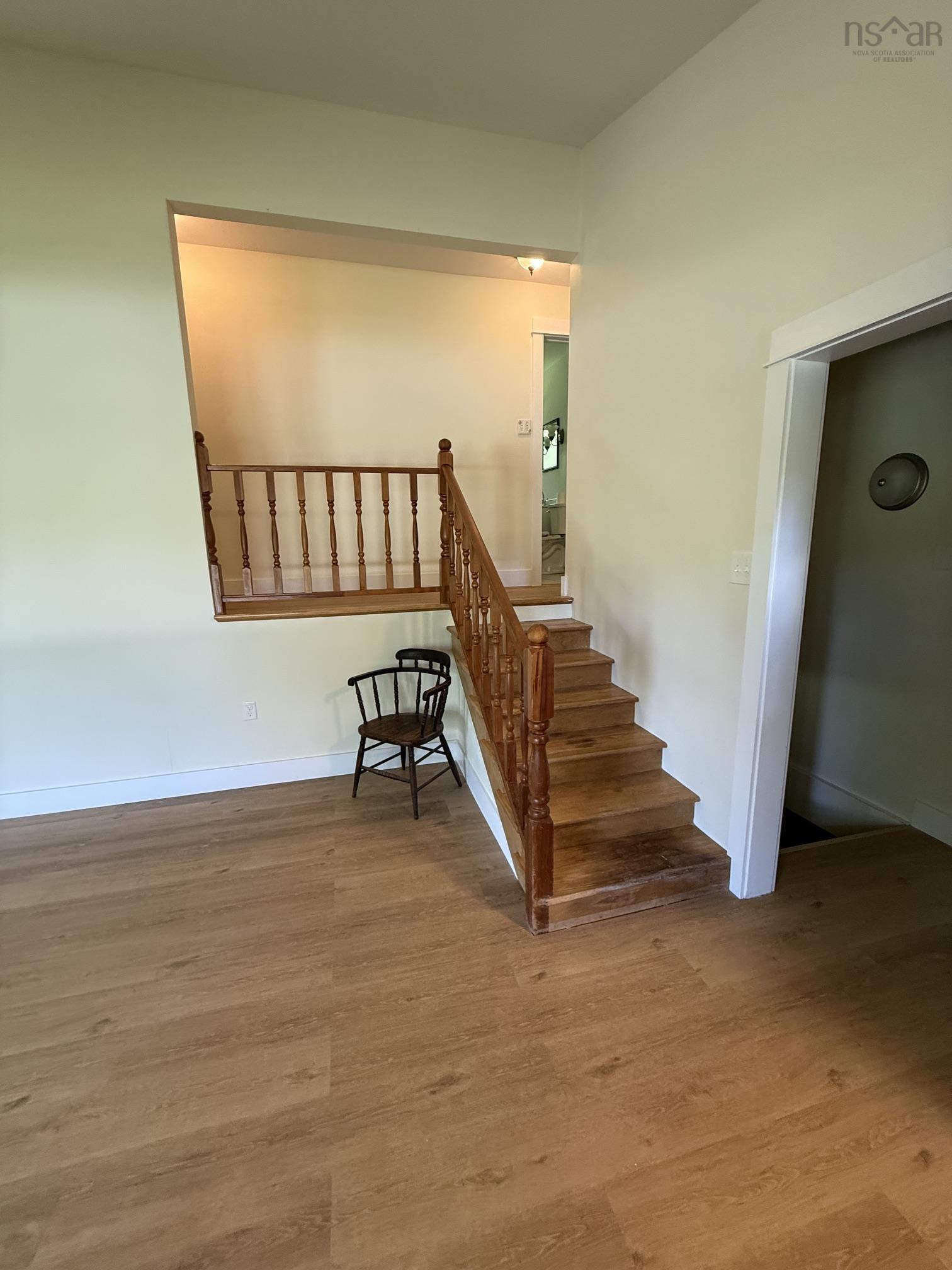 $458,000.00: 260 Lockview Road, Fall River