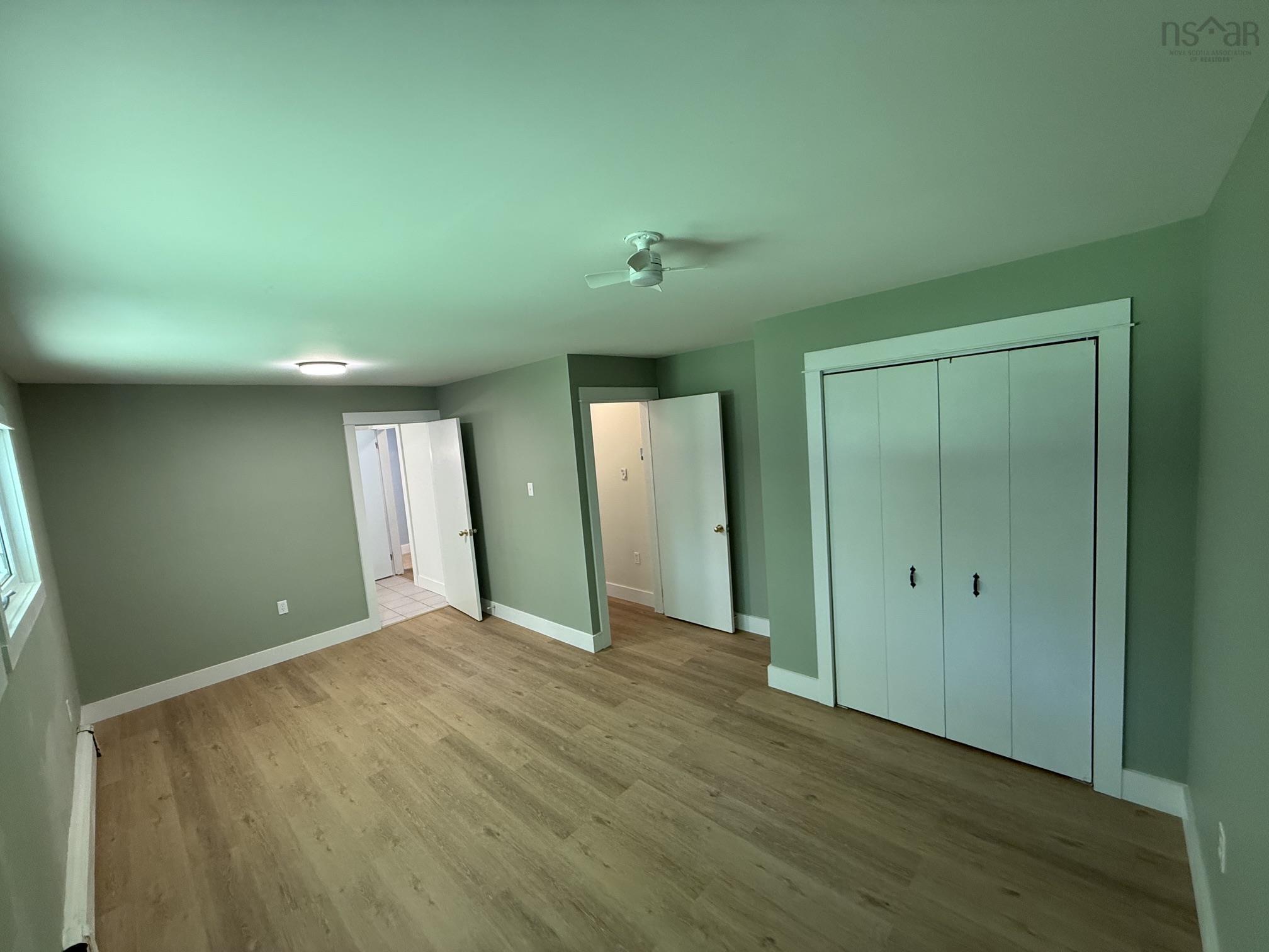 $458,000.00: 260 Lockview Road, Fall River