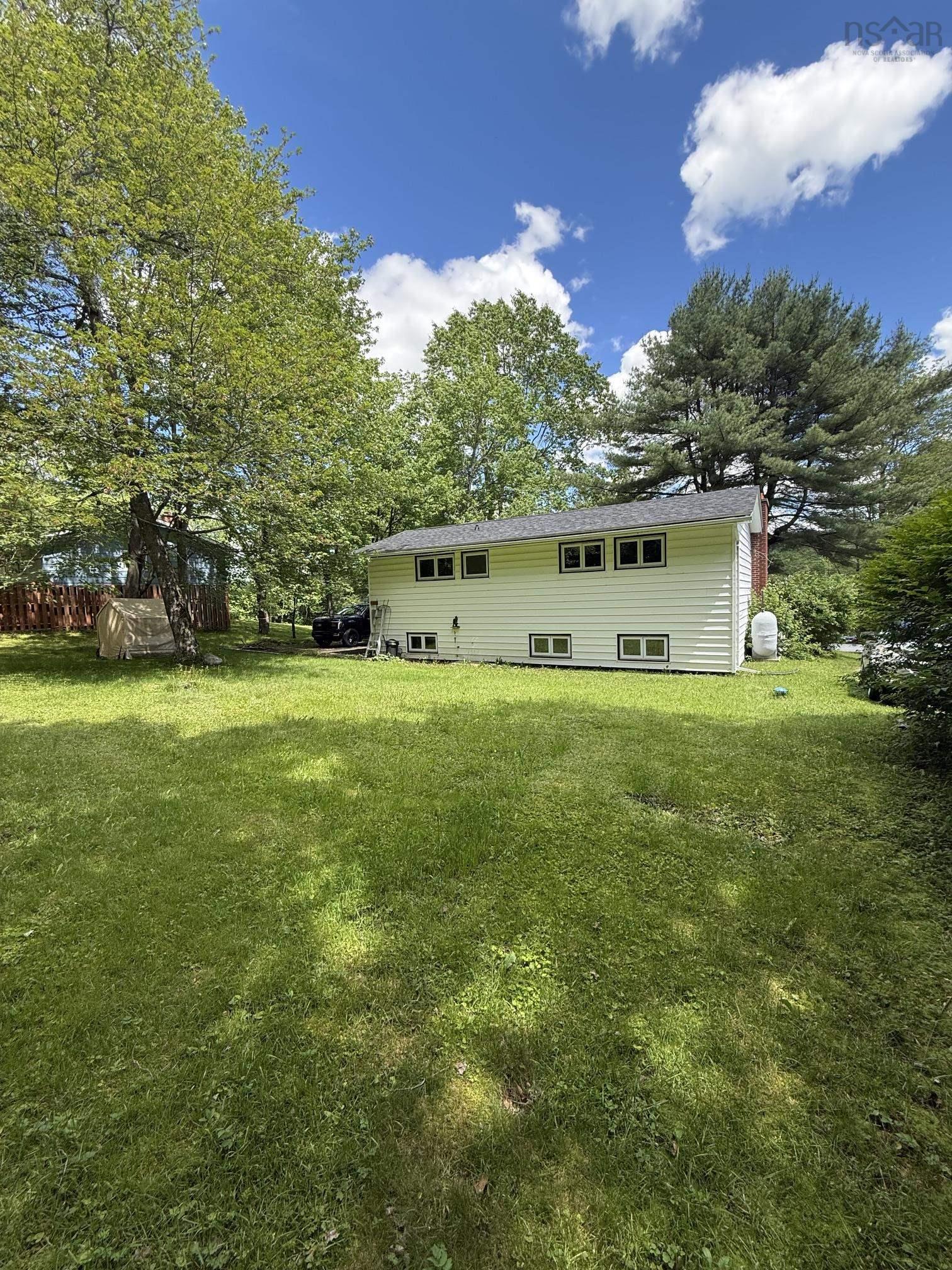 $458,000.00: 260 Lockview Road, Fall River