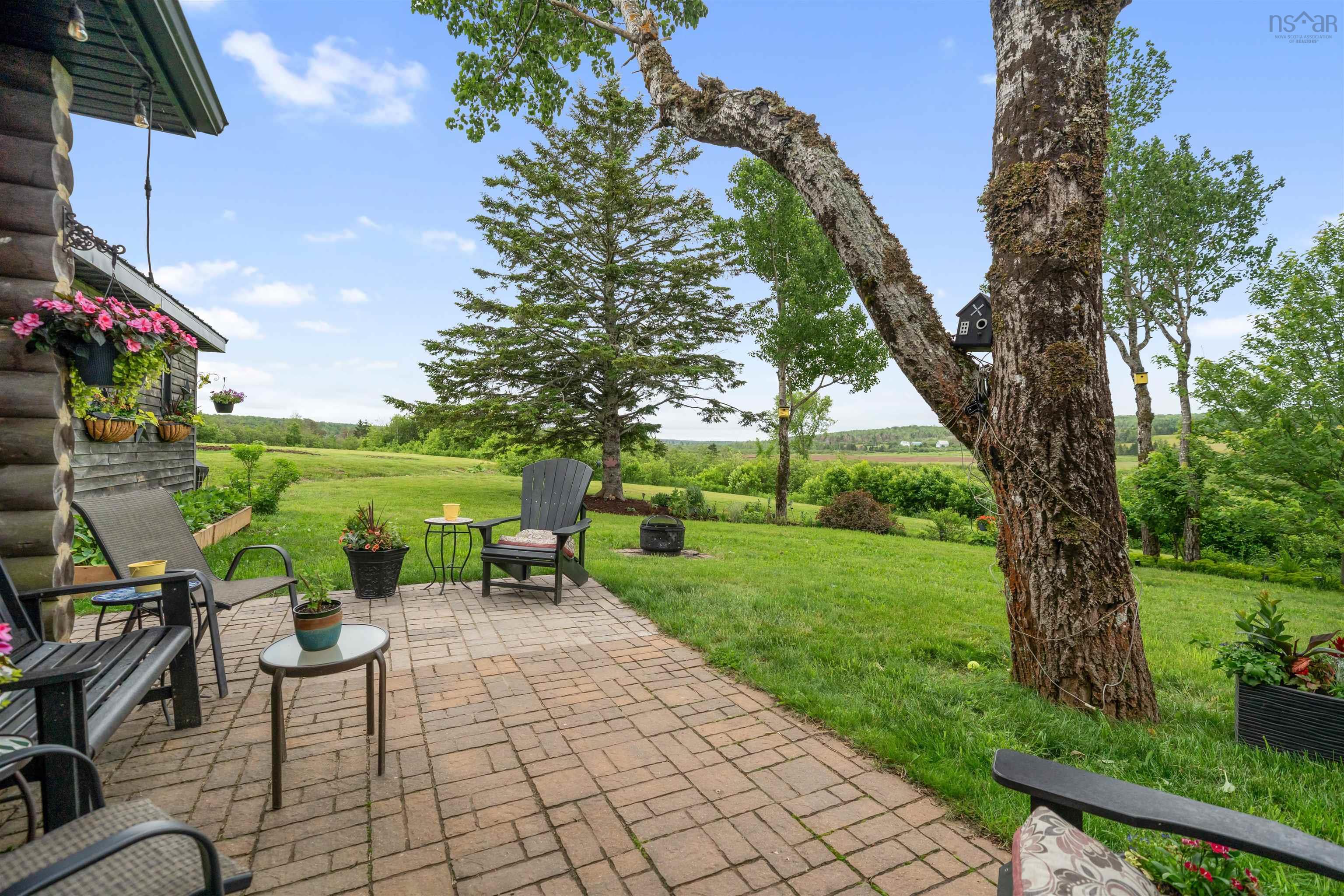$525,000.00: 4 Garden of Eden Church Loop, Garden Of Eden