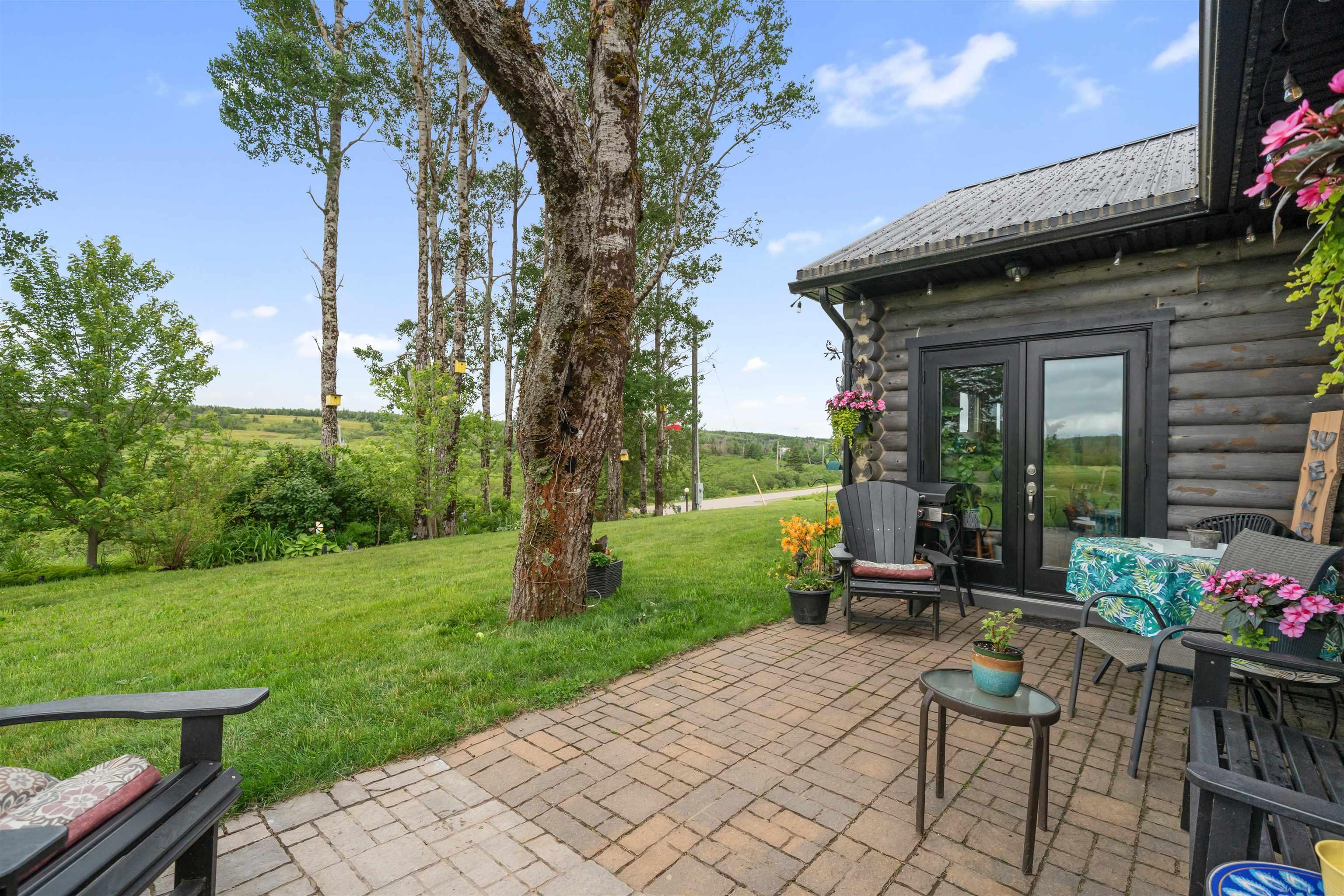 $525,000.00: 4 Garden of Eden Church Loop, Garden Of Eden