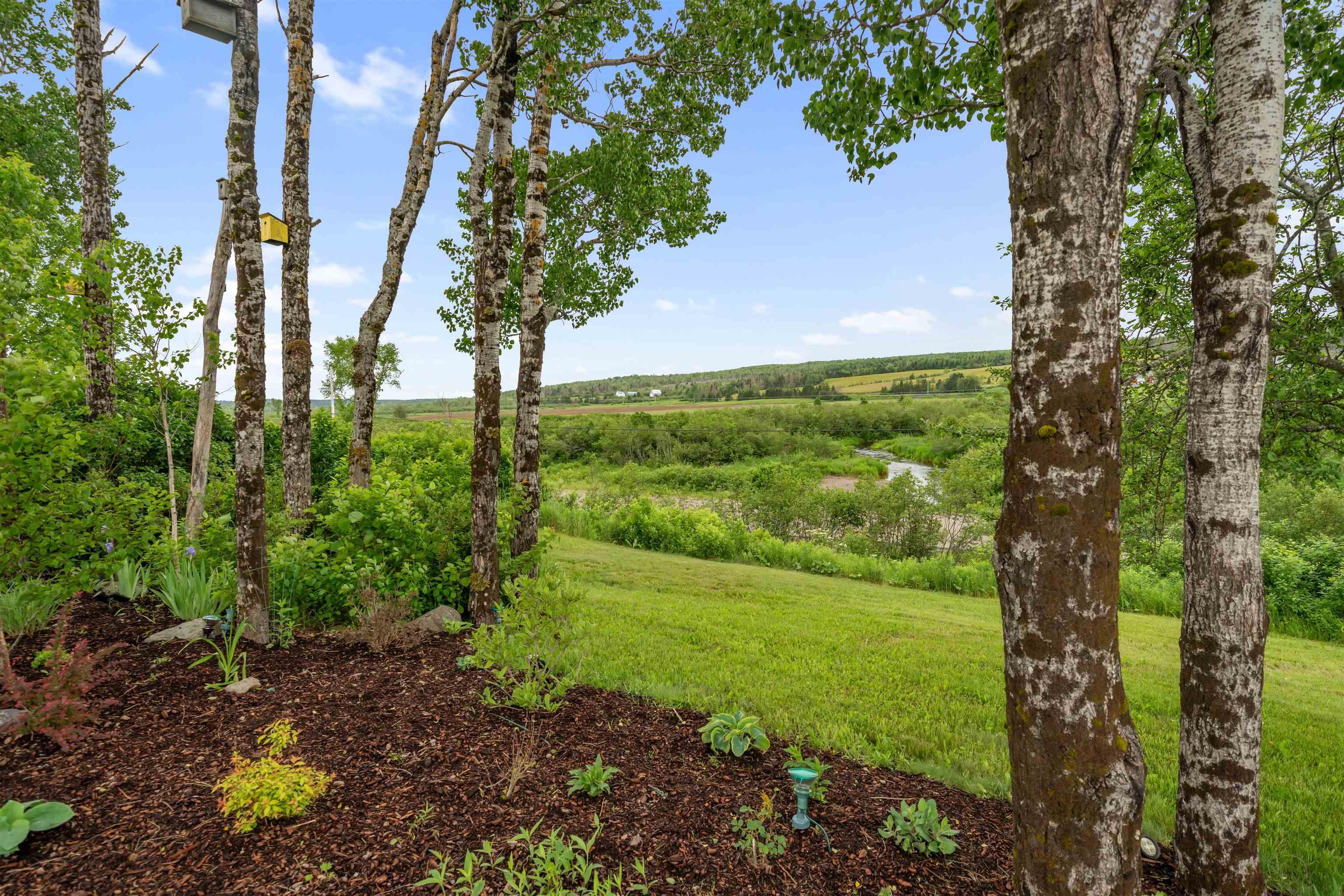$525,000.00: 4 Garden of Eden Church Loop, Garden Of Eden