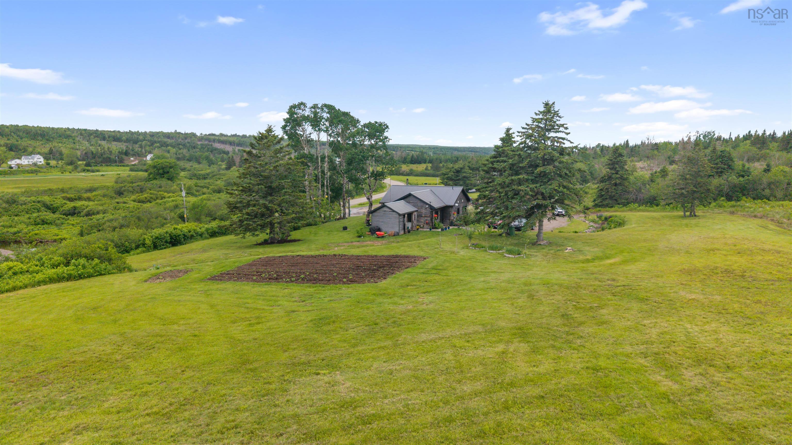 $525,000.00: 4 Garden of Eden Church Loop, Garden Of Eden
